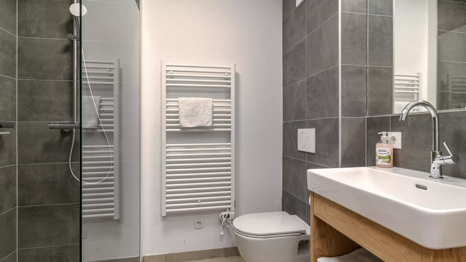 Tauernlodge Eben C1 - Badezimmer