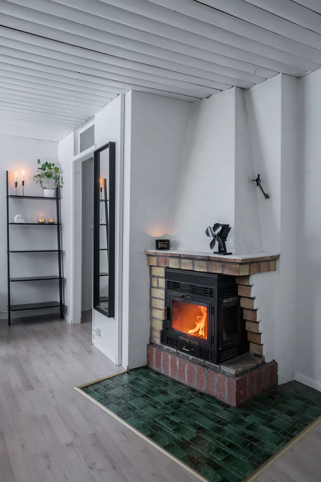 Paradislyckan - Drinnen