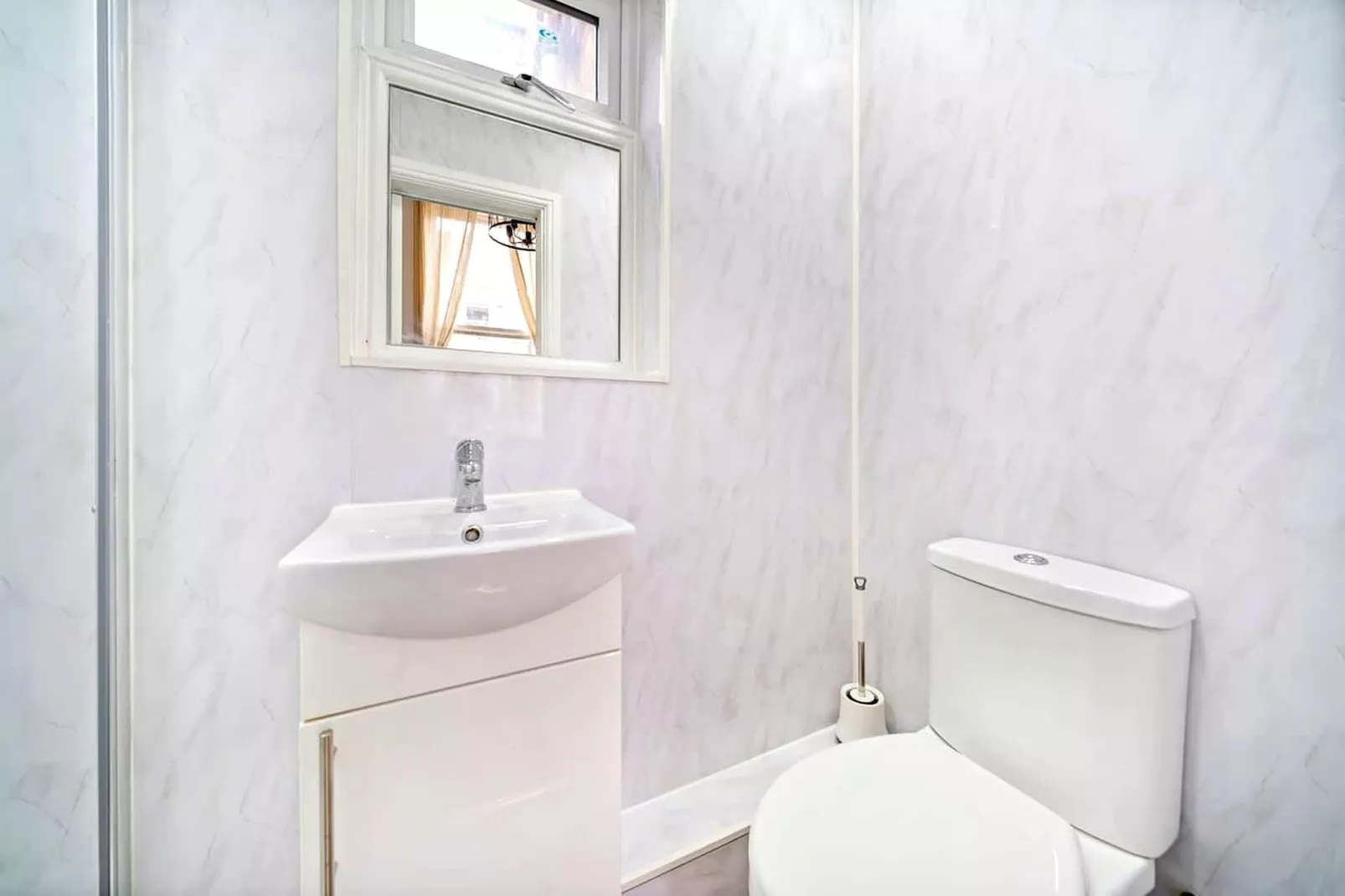 West Ken 8 - Bathroom