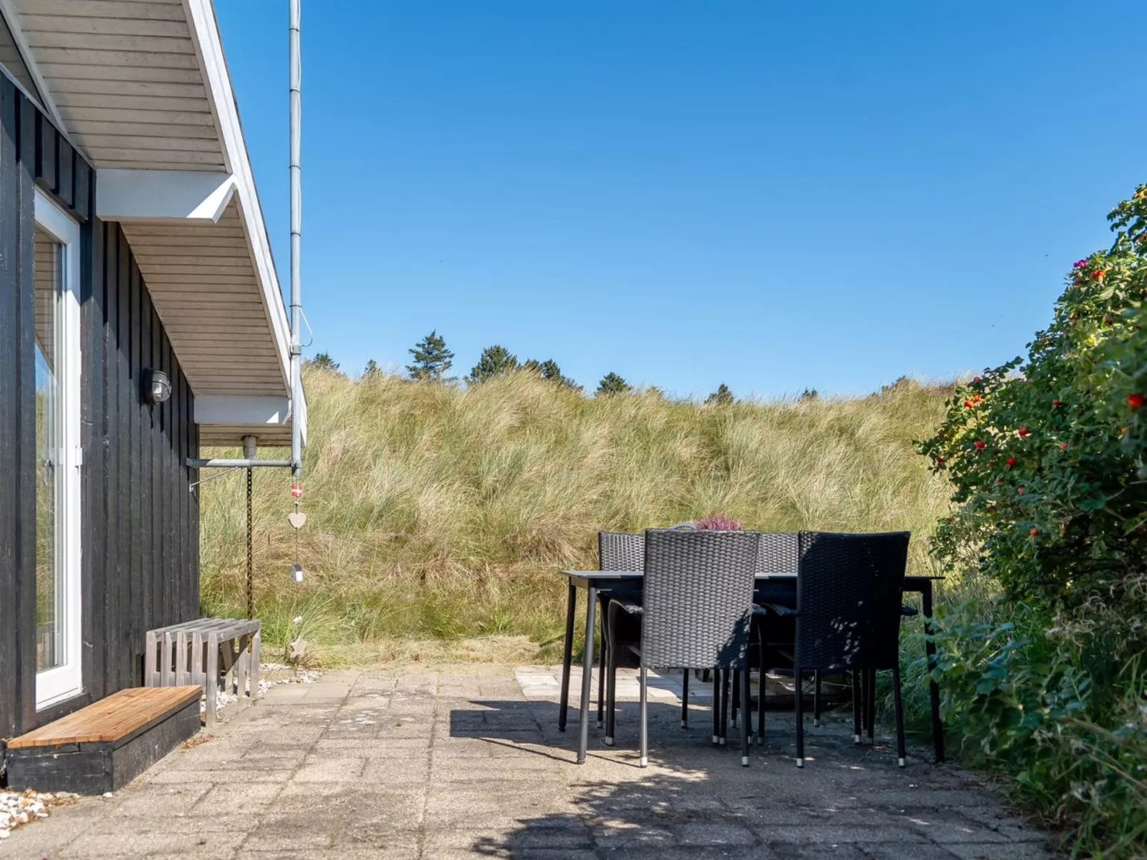 "Greta" - 2.5km from the sea - Outside