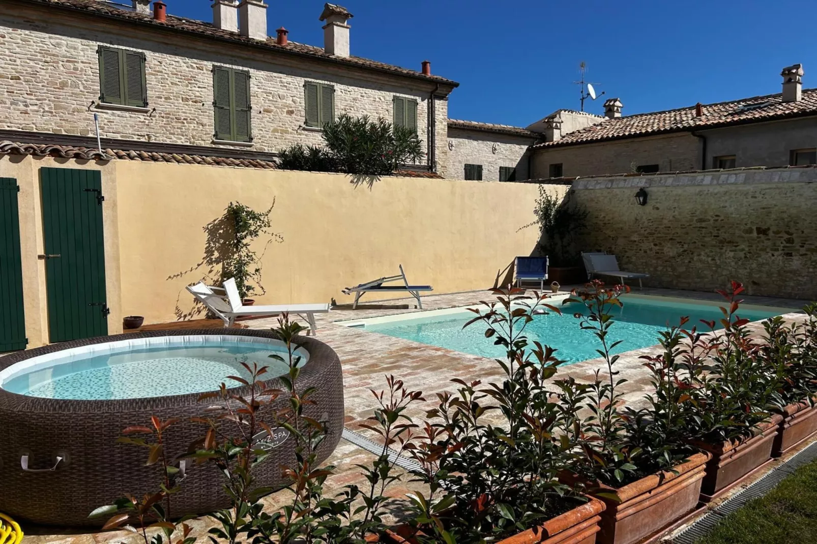 Novilara - Swimming pool