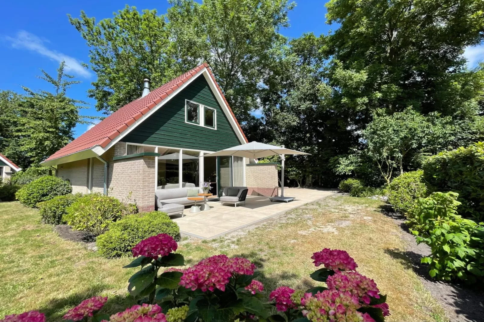 Zon in de duinen - 33 - Exterior in summer