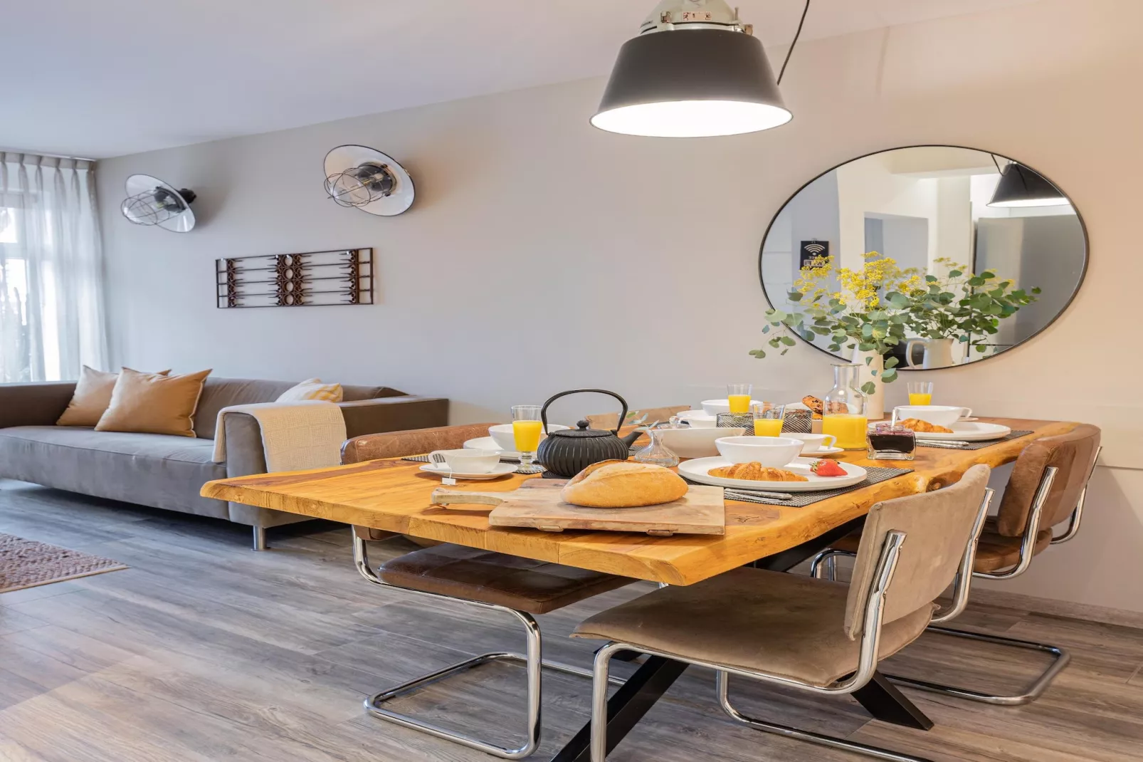 La Chatelaine 3 - Esszimmer