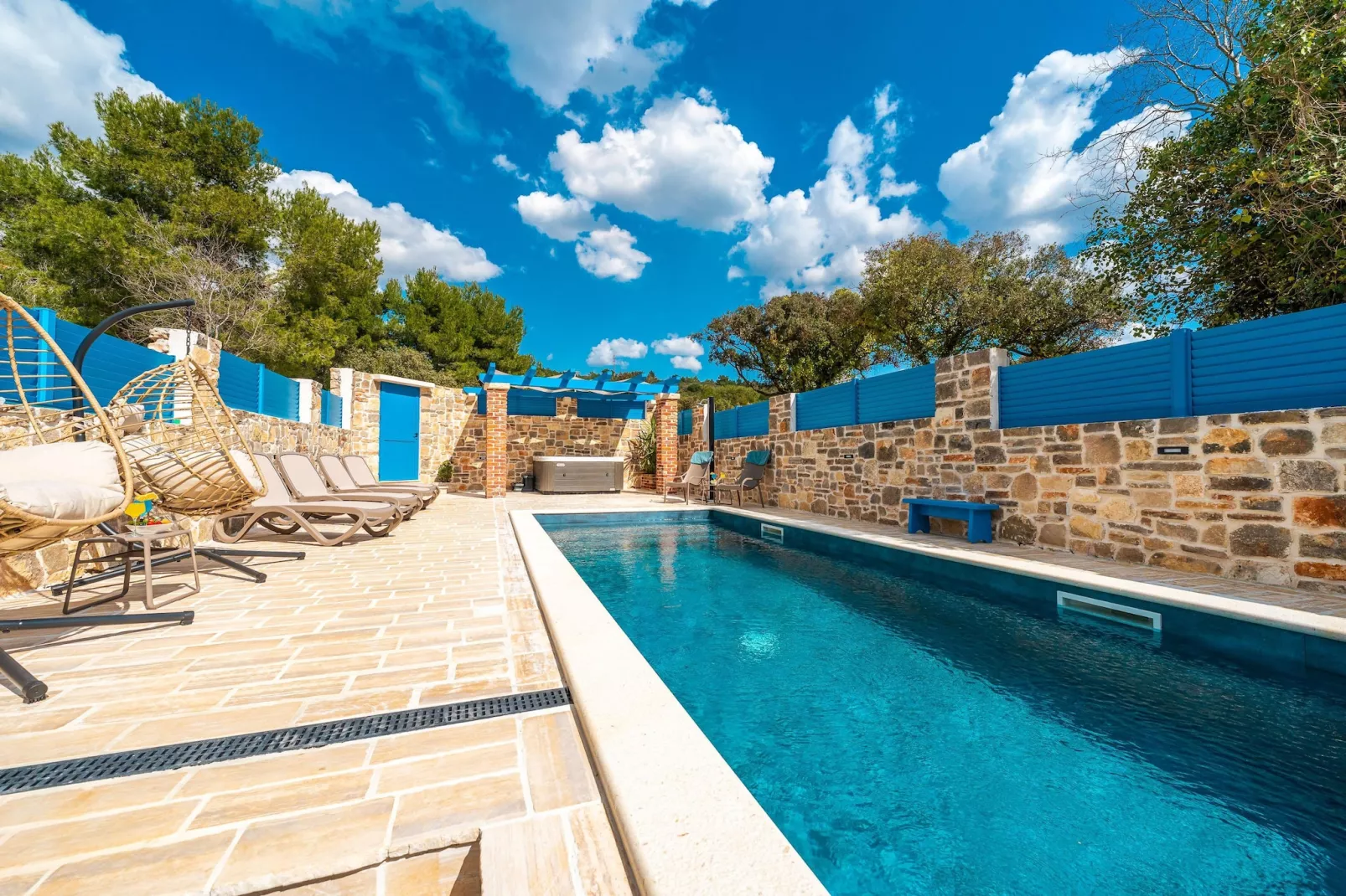 Dalmatian house Sukosan - Swimming pool