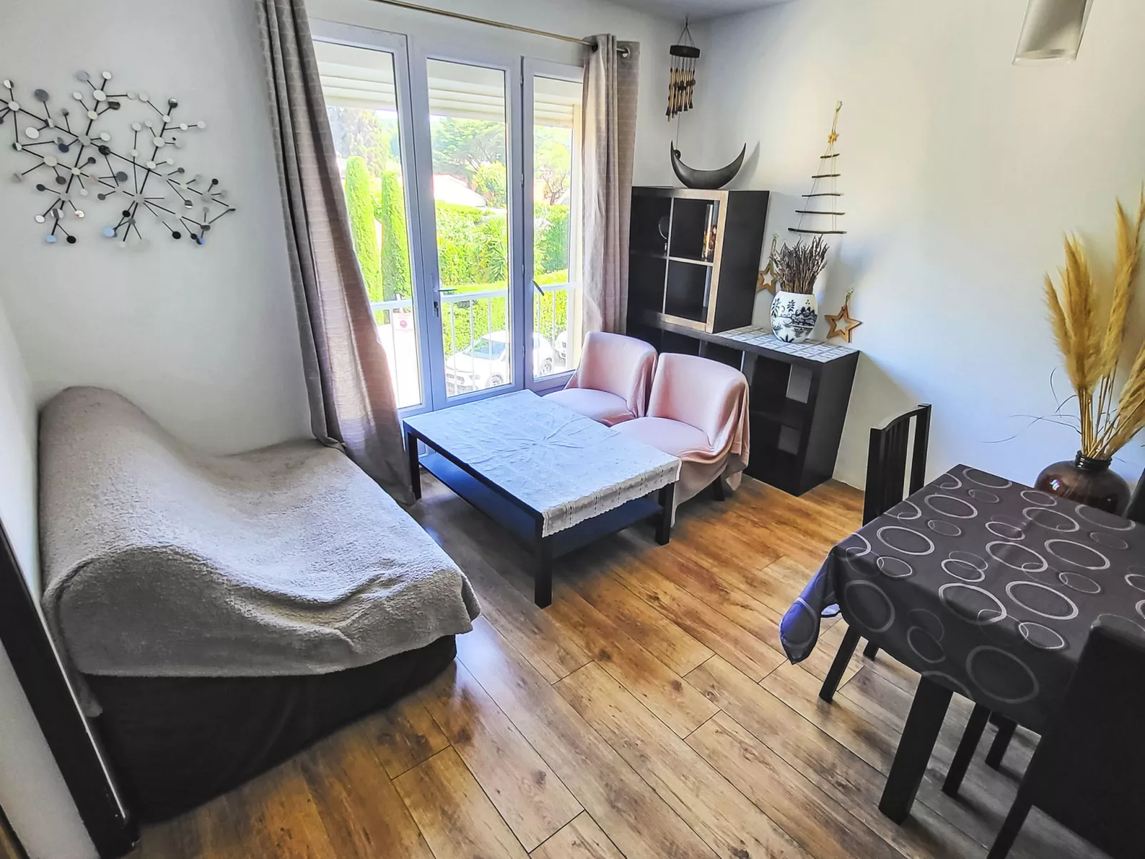 Marius Bondil - Dedans