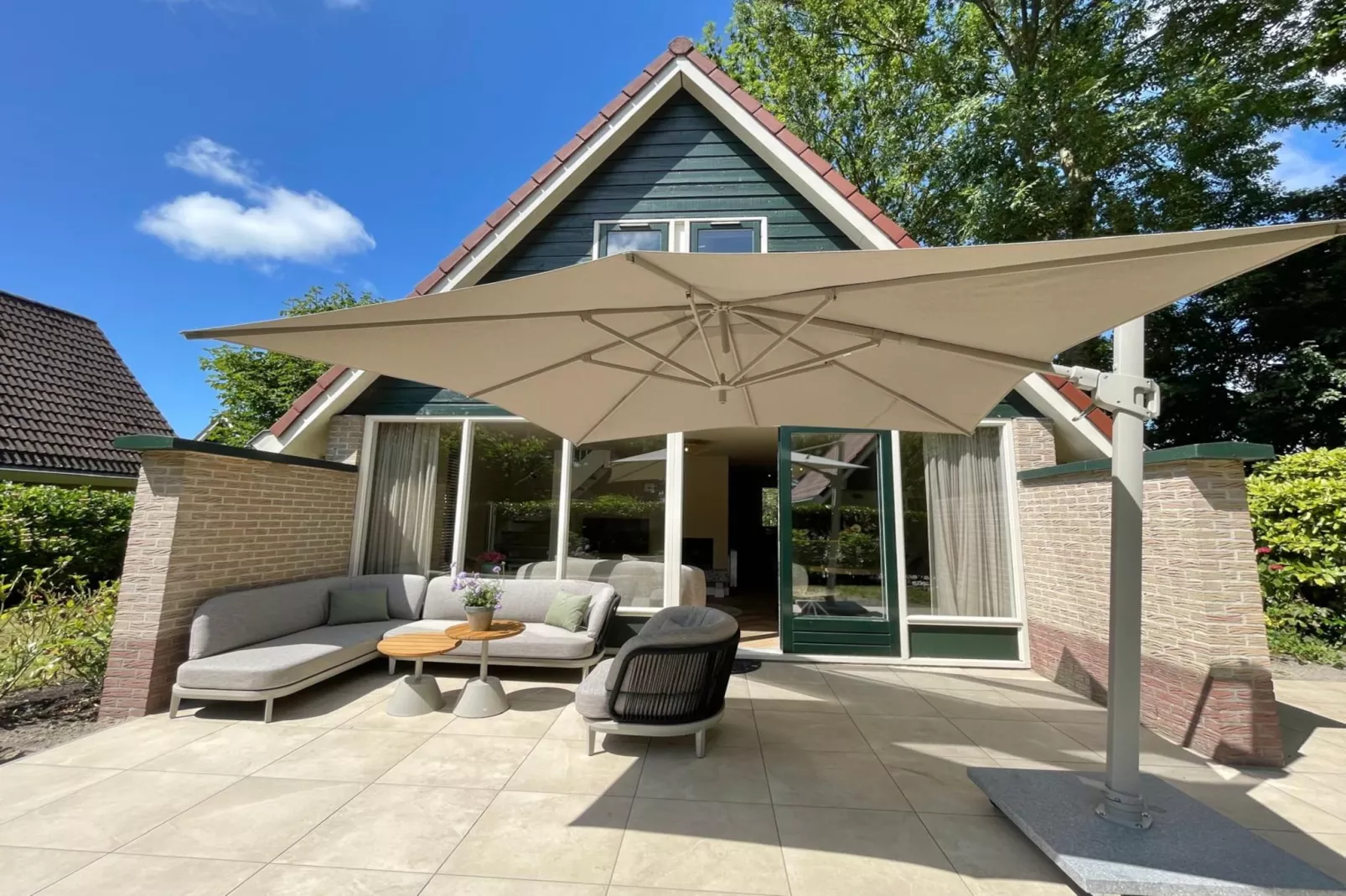 Zon in de duinen - 33 - Exterior in summer