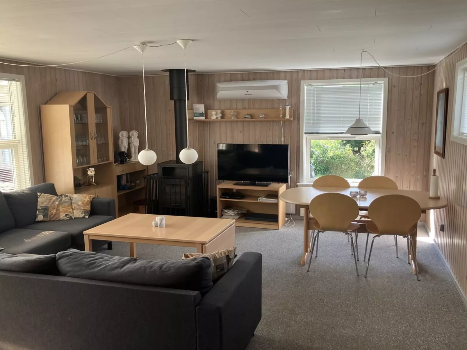 "Enken" - 450m from the sea - Drinnen