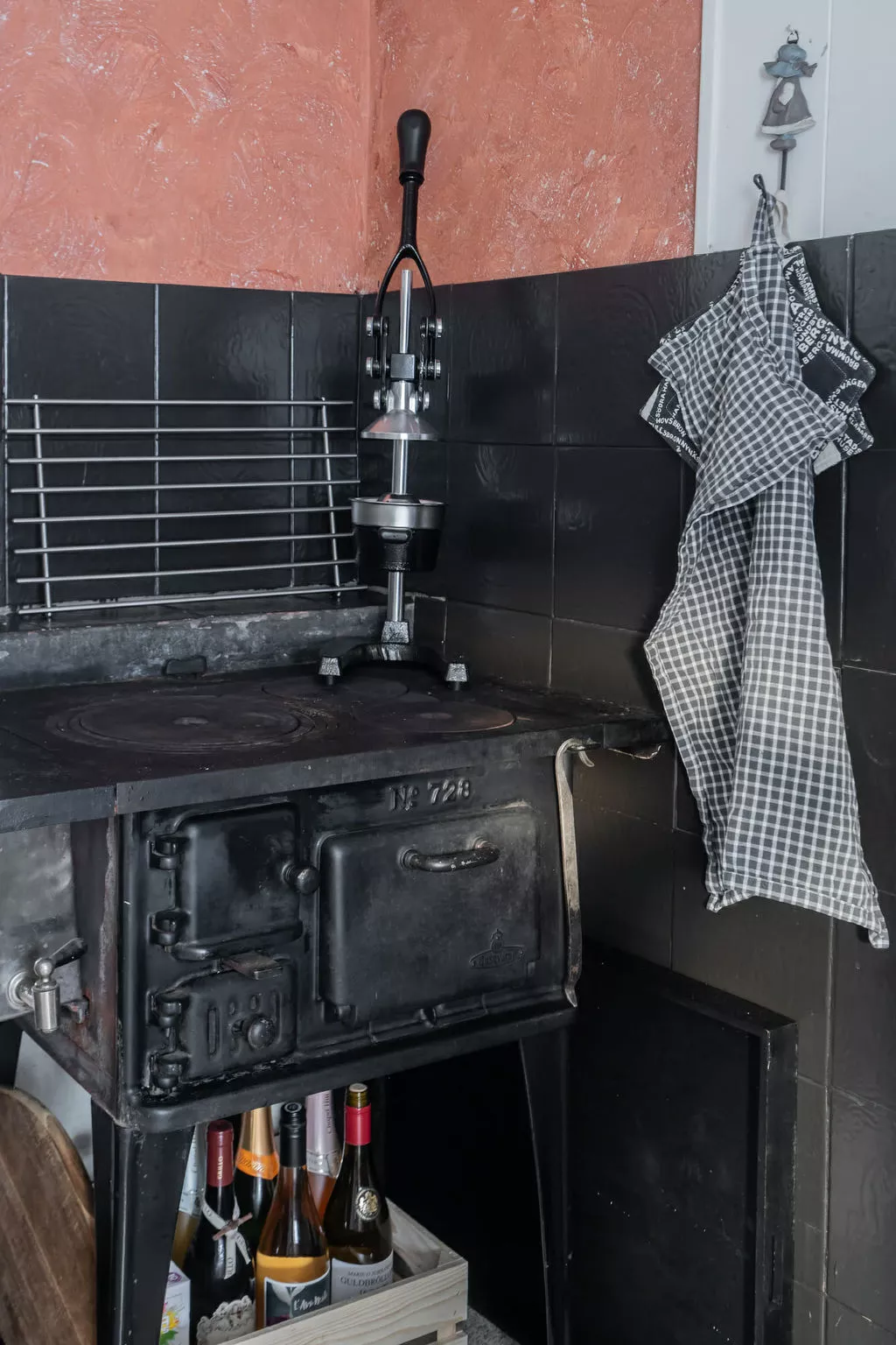 Paradislyckan - Drinnen