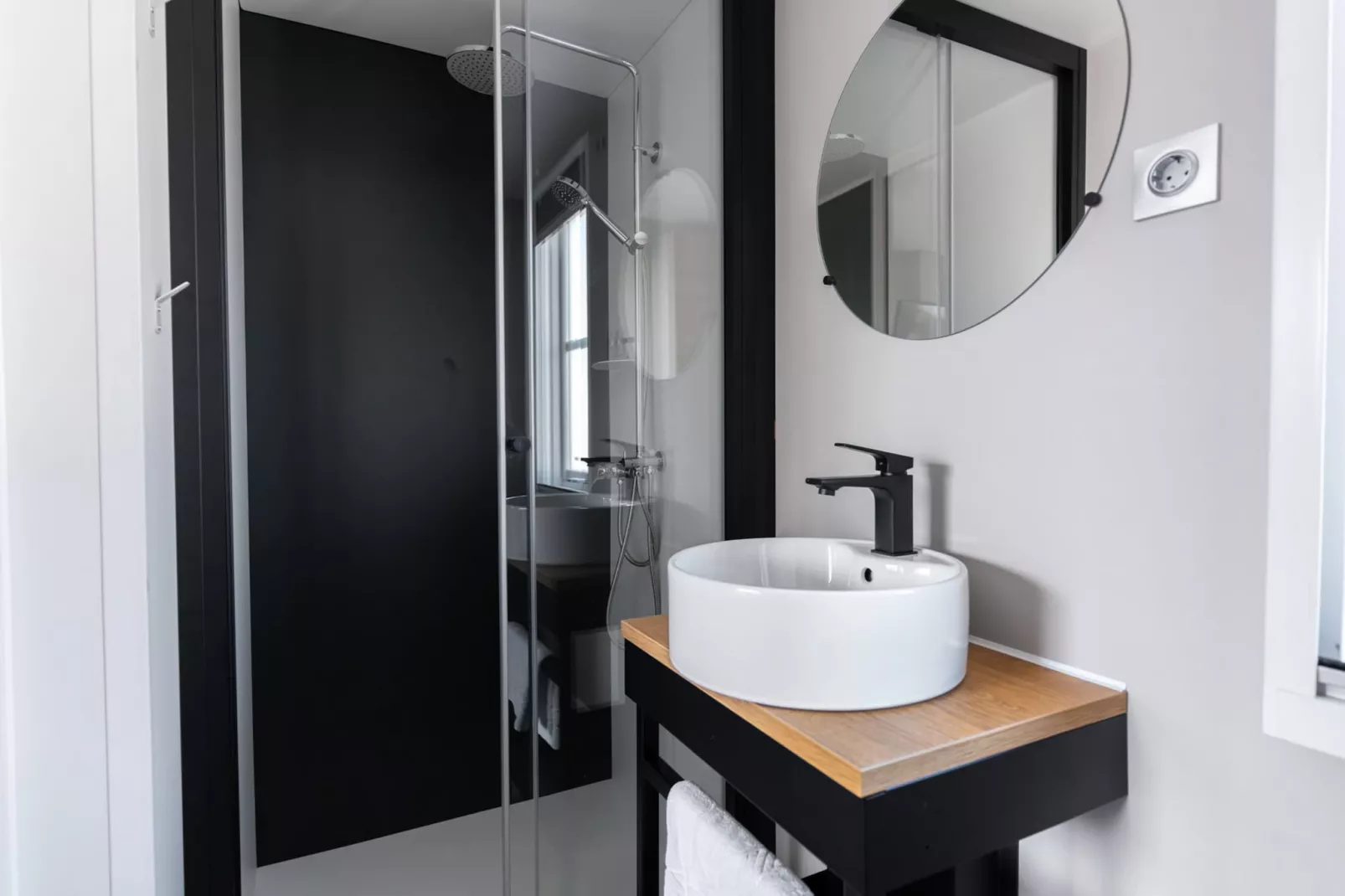 Due Laghi Levico Family Collection - LODGE ELITE - Salle de bain