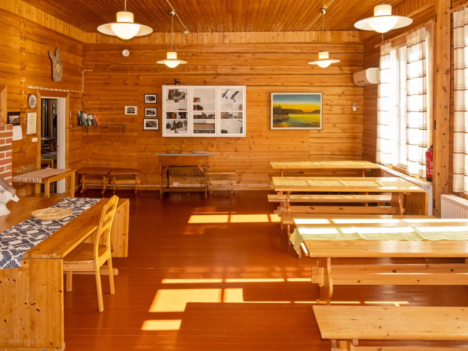 Kinttaanpirtti - Inside