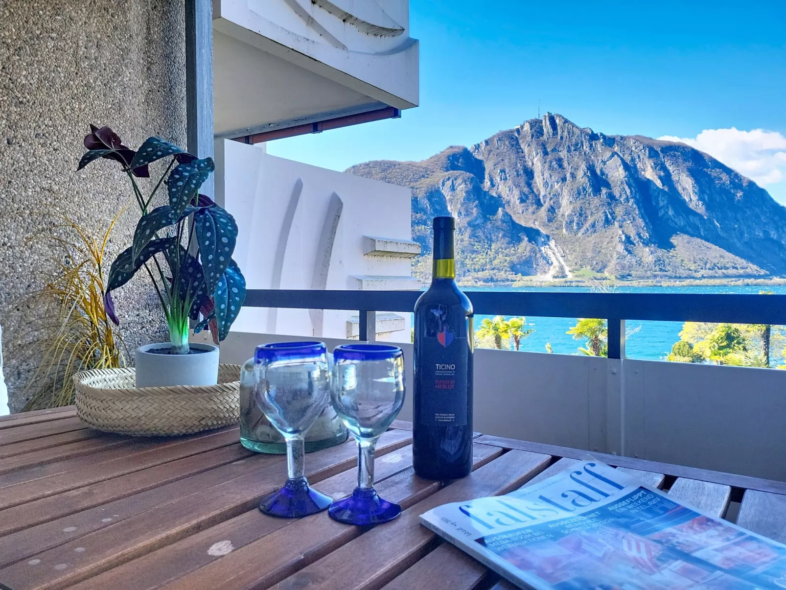 Blue Lake Lugano Apt.312 - Outside