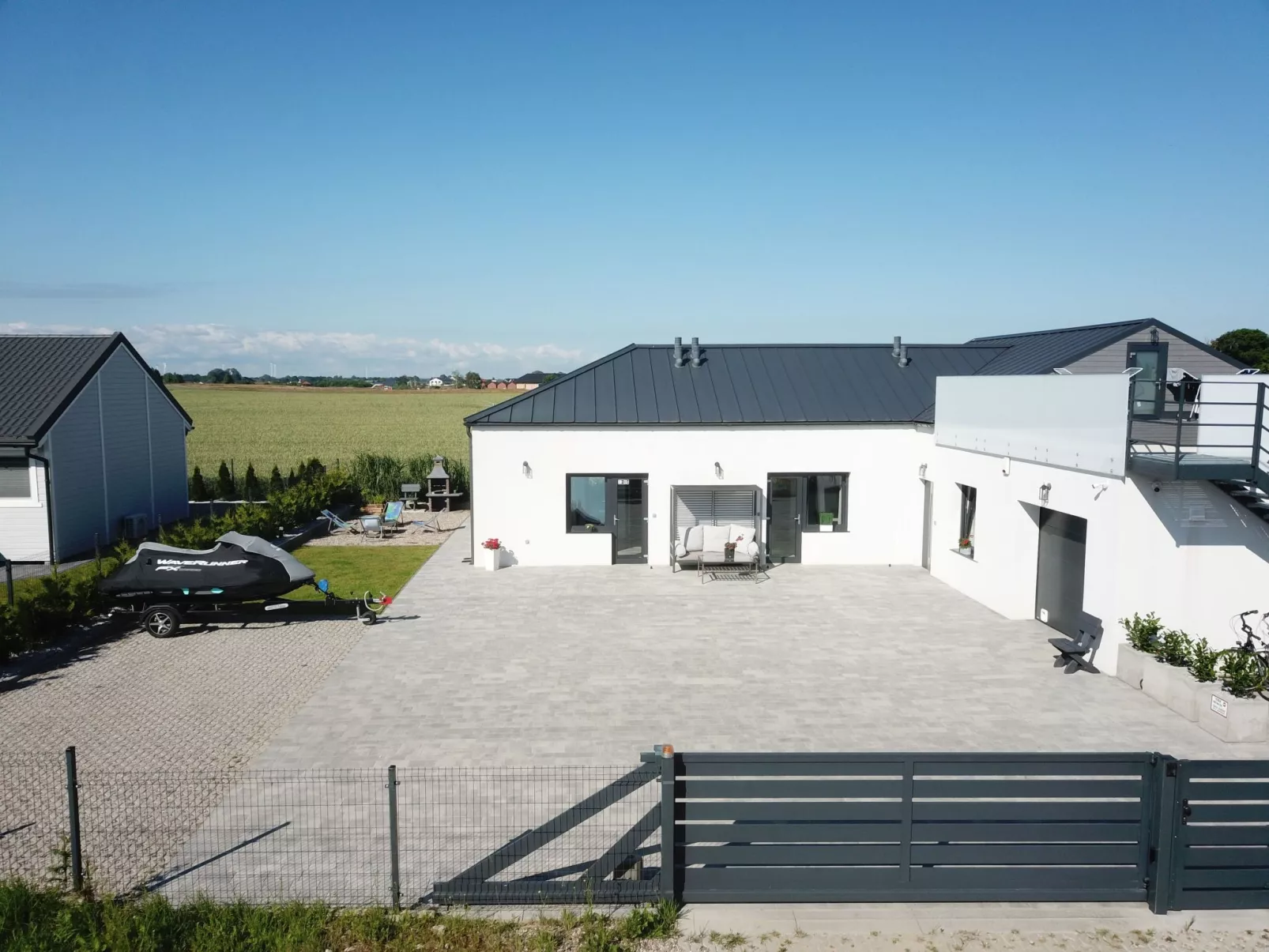 Zwei-Zimmer-Reihenhauswohnung - Dedans