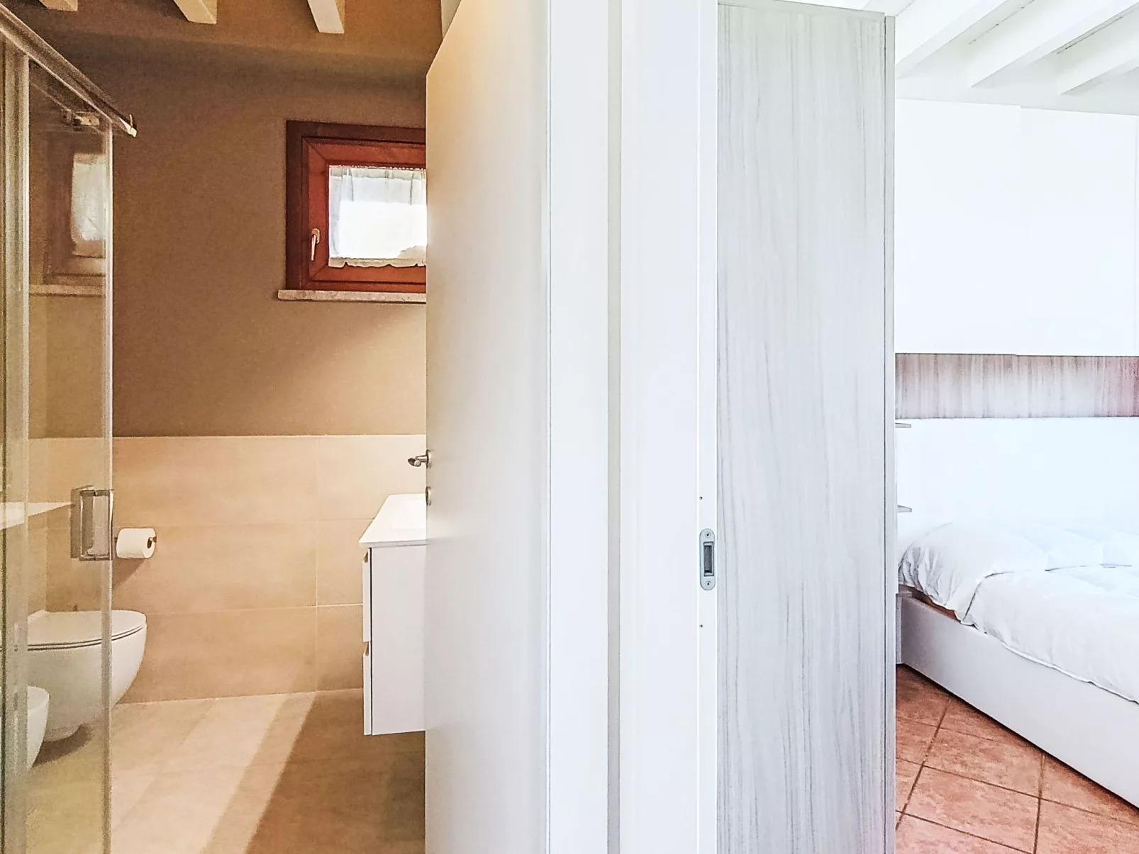 Parma House - Inside