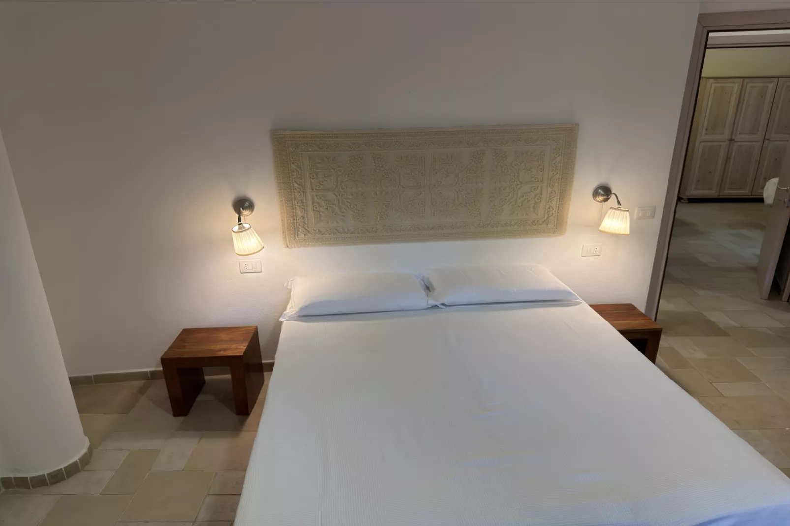 Res Abbaechelu Santa Margherita Trilo - Bedroom