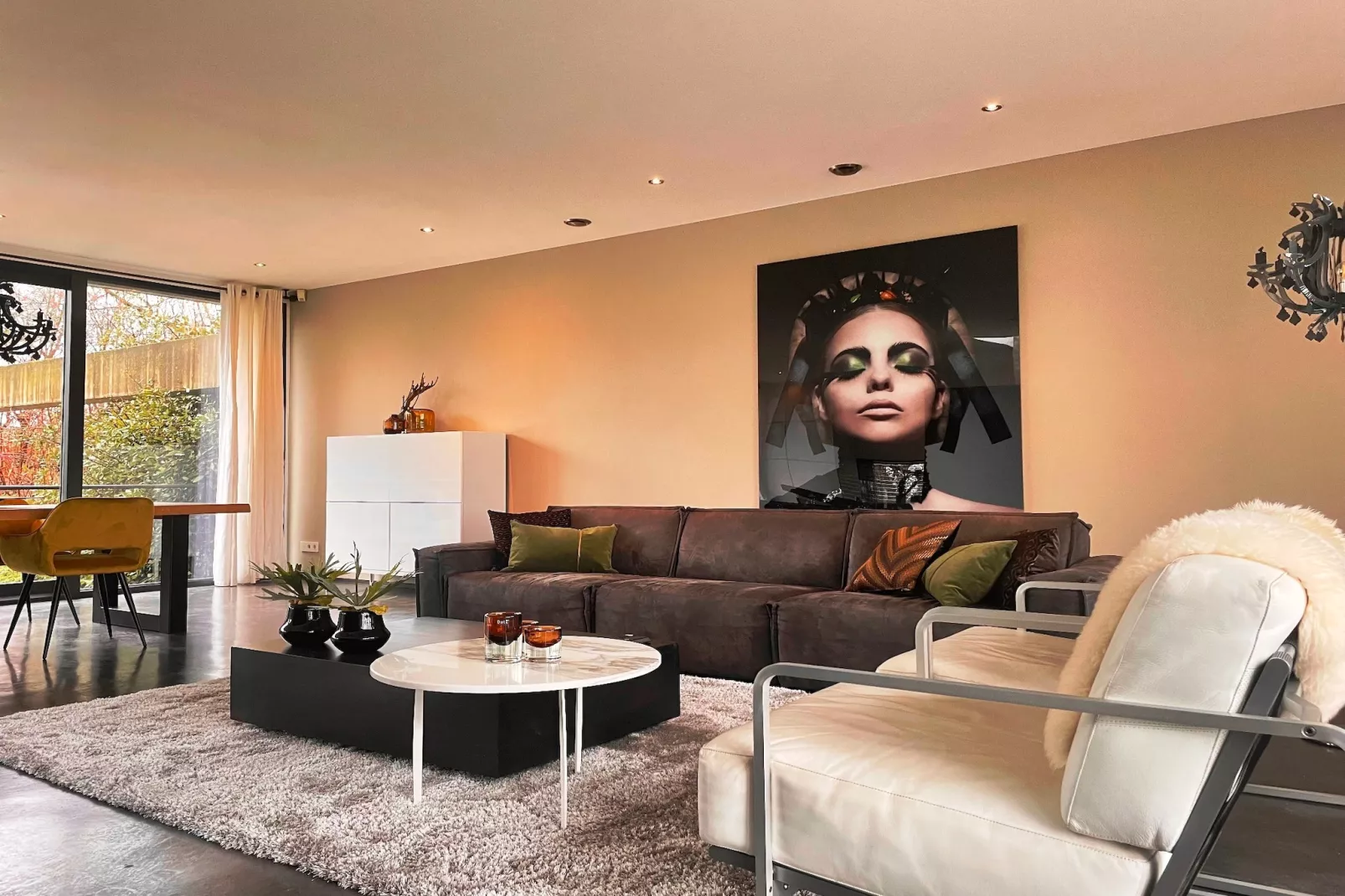 Betonnen Boshuis - Wohnzimmer