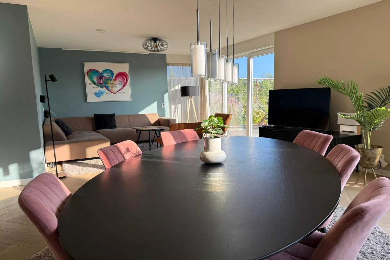 Holiday home Torenvalk - Dining room