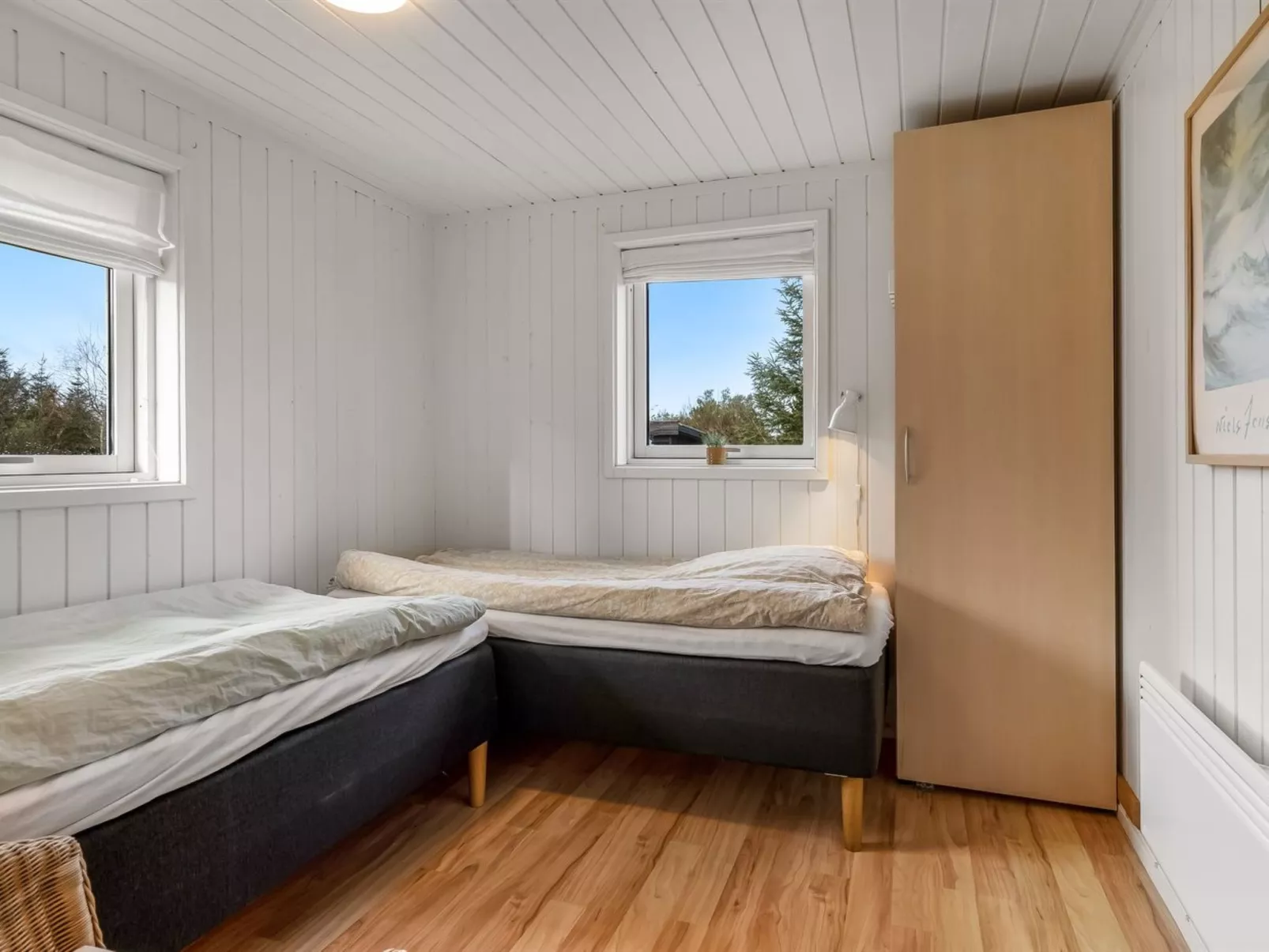 "Bylgja" - 1.7km from the sea - Inside