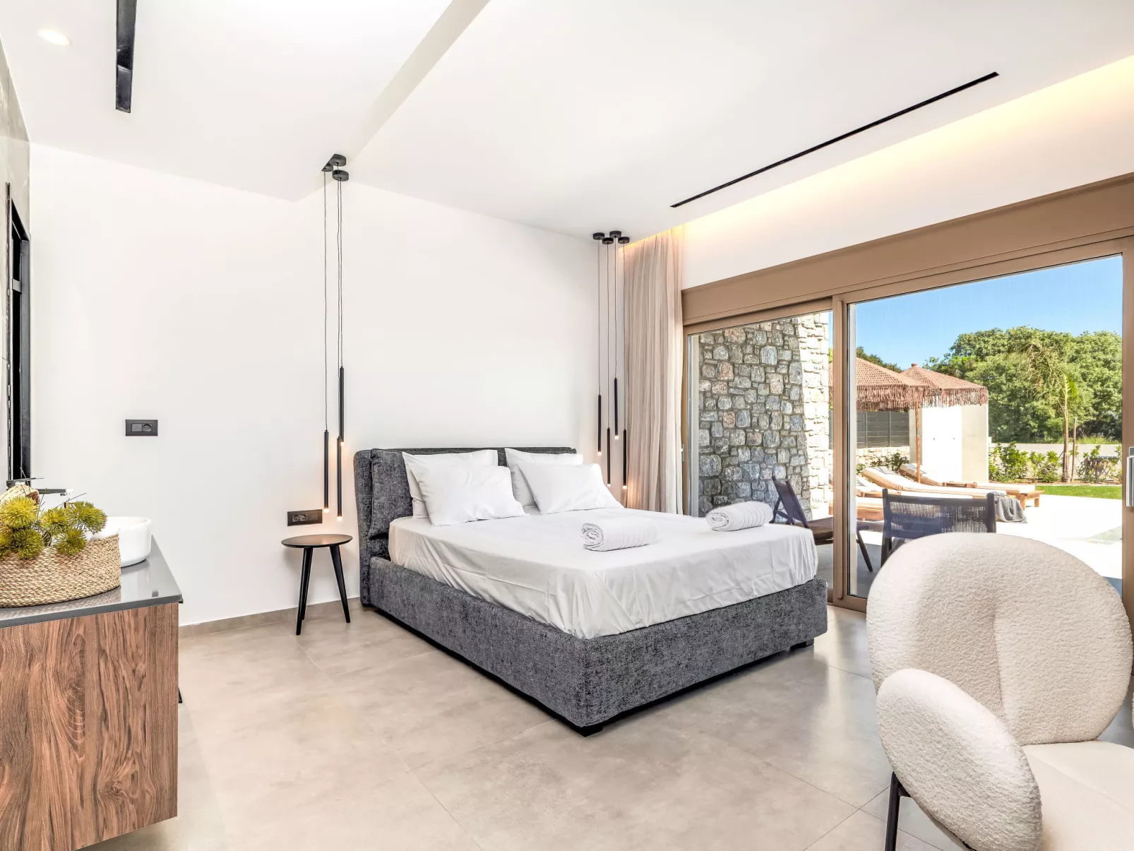 Ruby Paradise - Drinnen