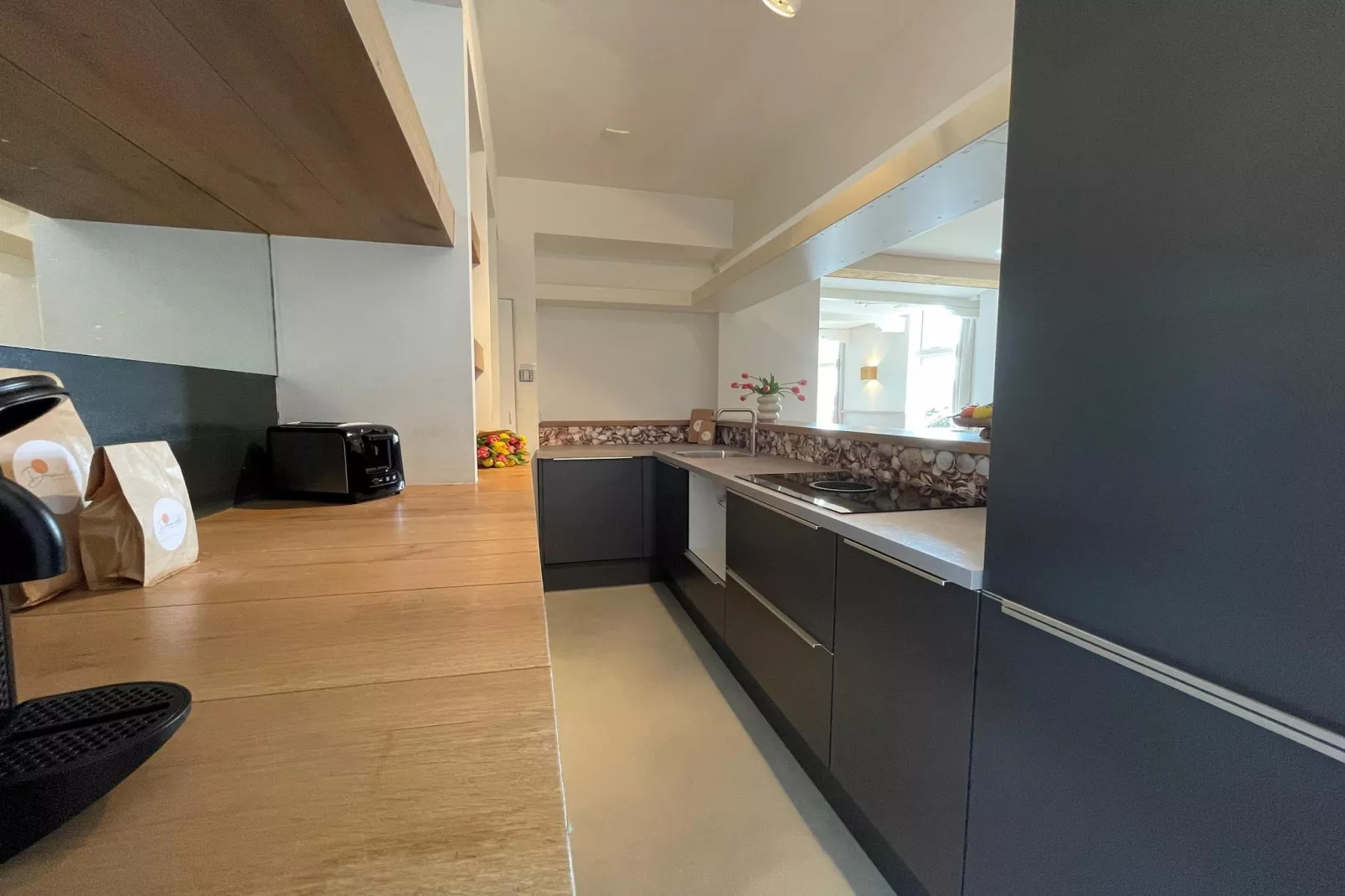 Tussen Duin en Strand - Kitchen