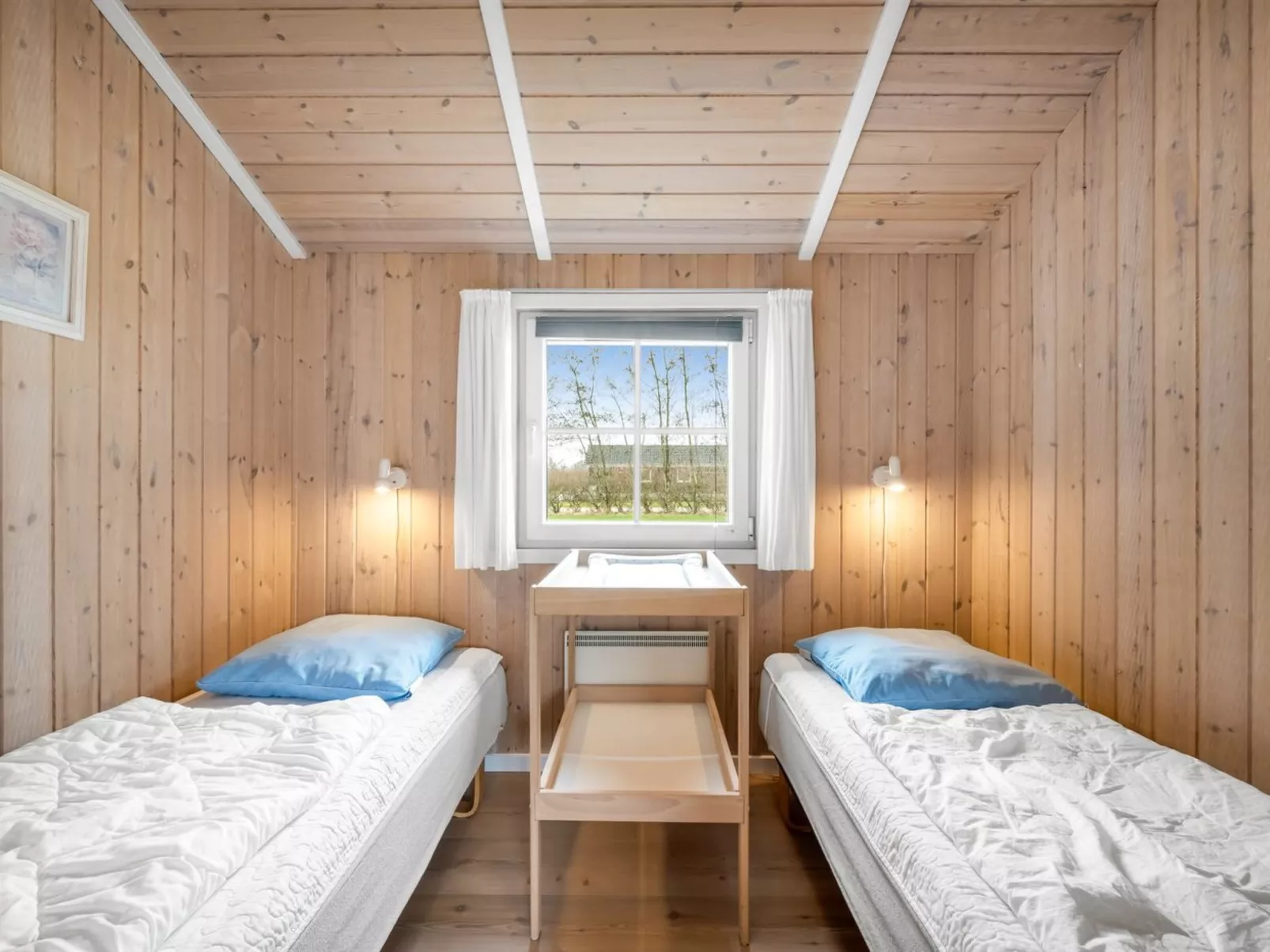 "Tinka" - 1.2km to the fjord - Dedans