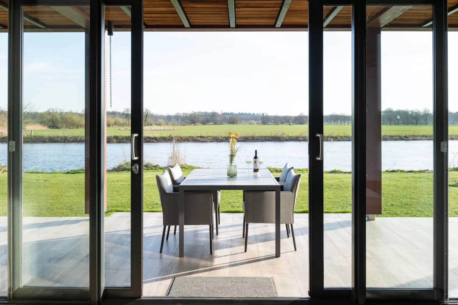 Wellness at the Vecht - Ground floor - Terrasse / balcon