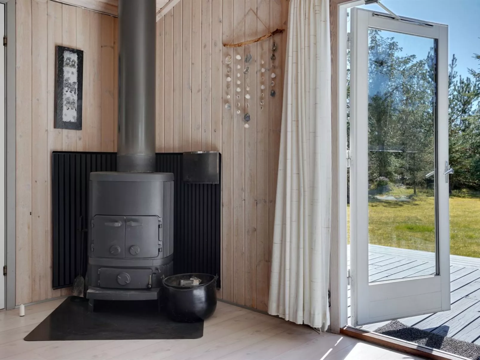 "Akka" - 2km from the sea - Drinnen