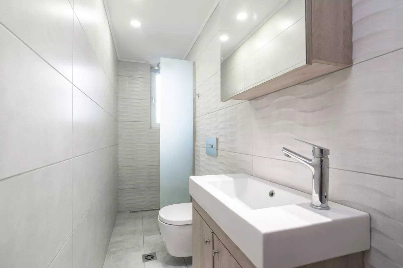 Andriana’s apartment  A fully equipped 2-BR apt in the countryside - Salle de bain