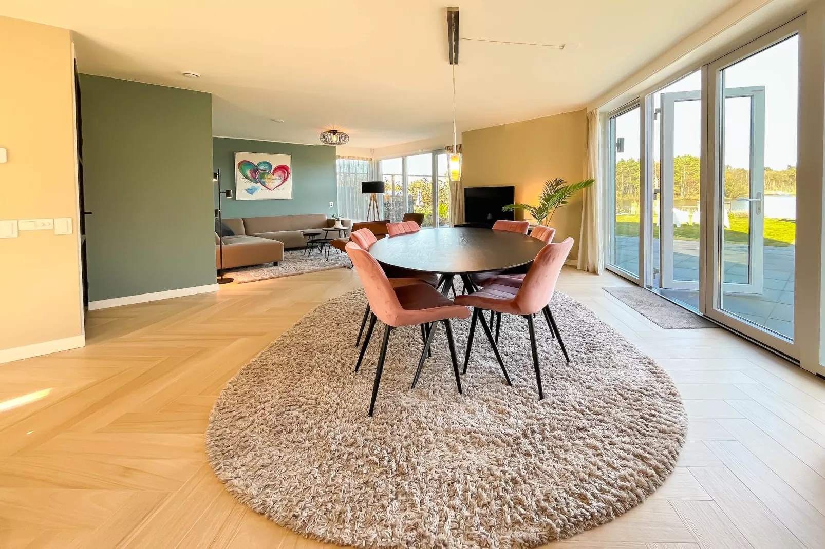 Holiday home Torenvalk - Dining room