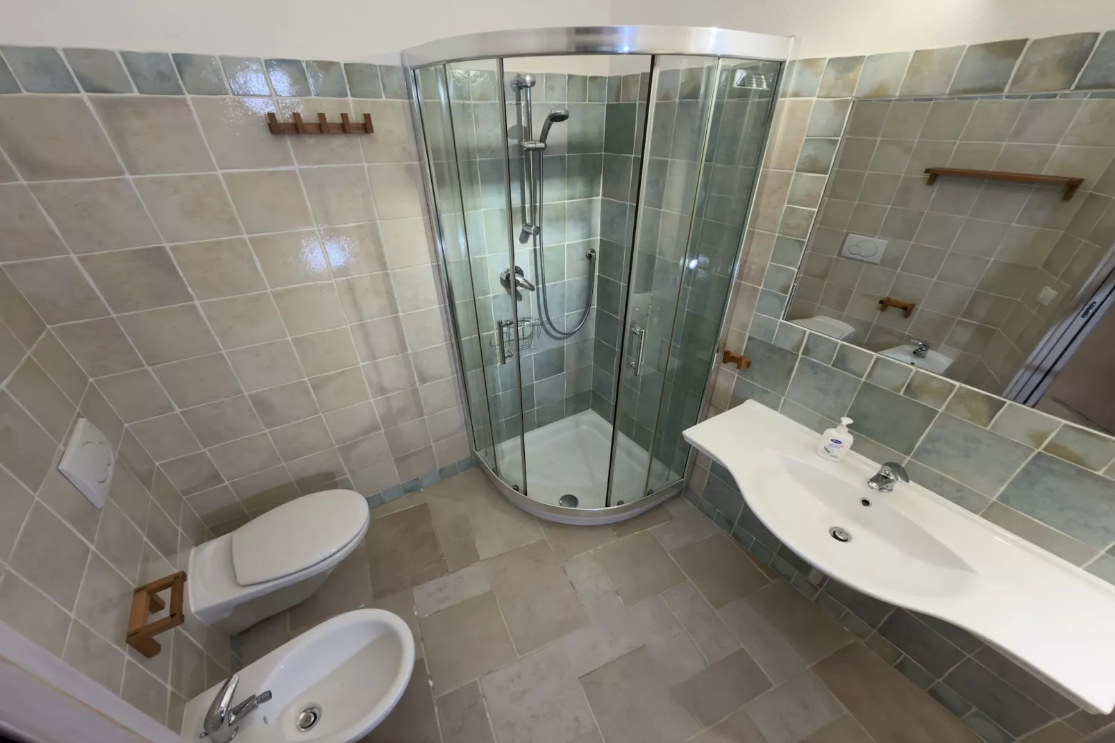 Res Abbaechelu Santa Margherita Trilo - Bathroom