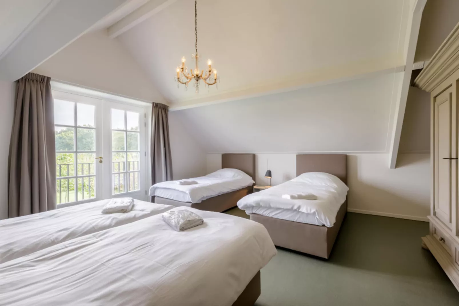 Landhuis Aalten - Bedroom