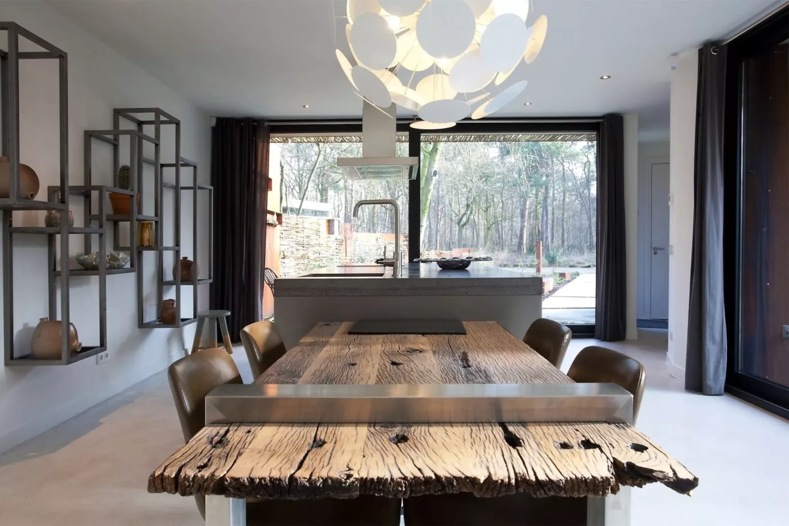 Stalen Boshuis - Dining room