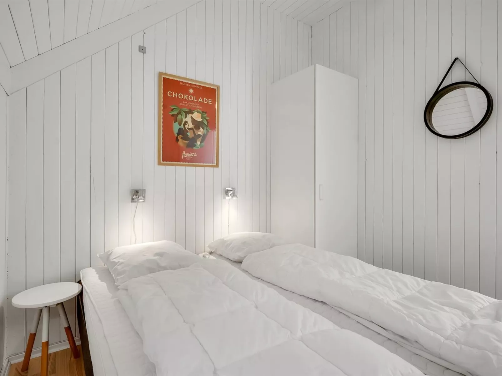 "Udder" - 1.3km from the sea - Inside