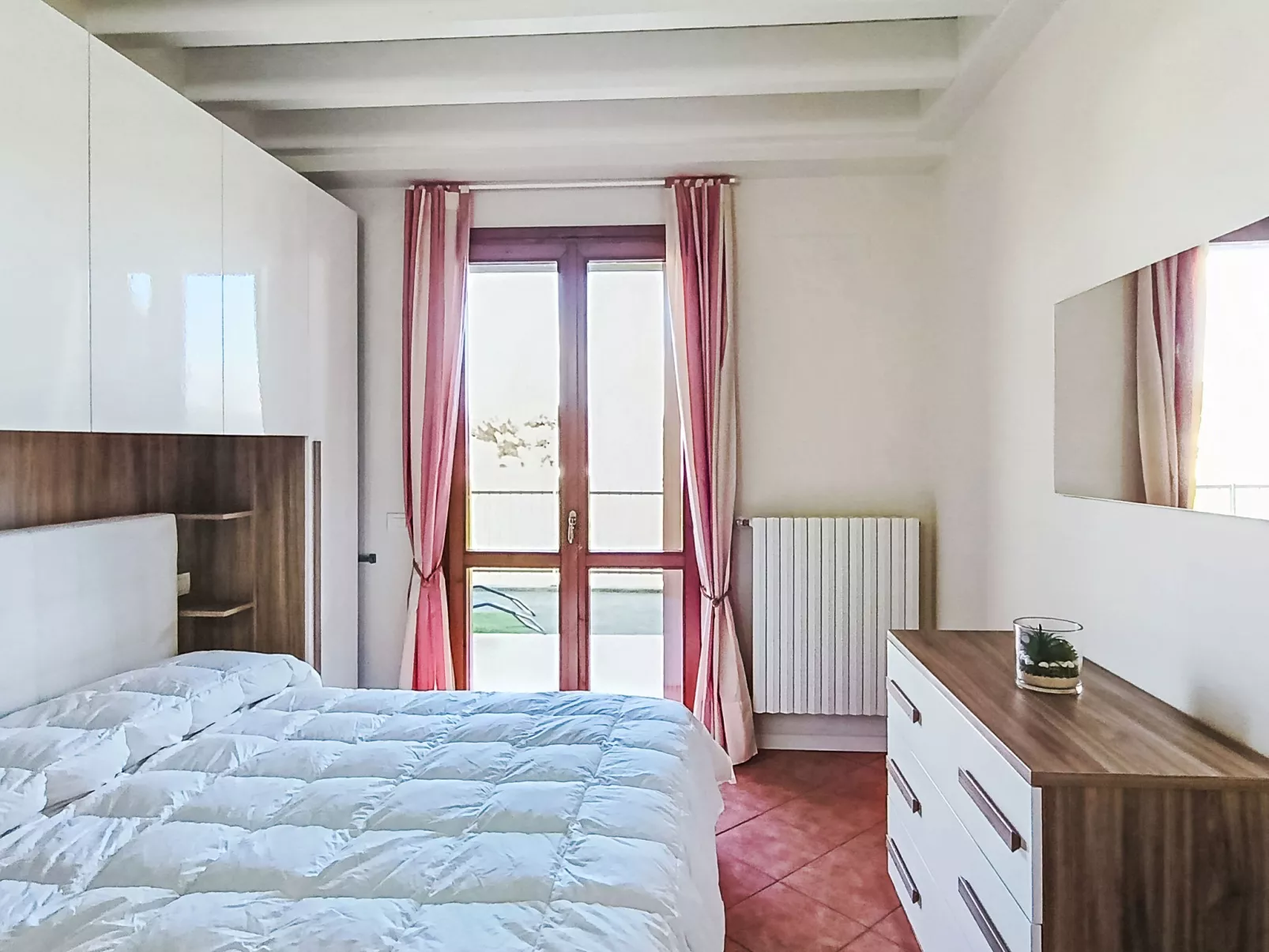 Parma House - Inside