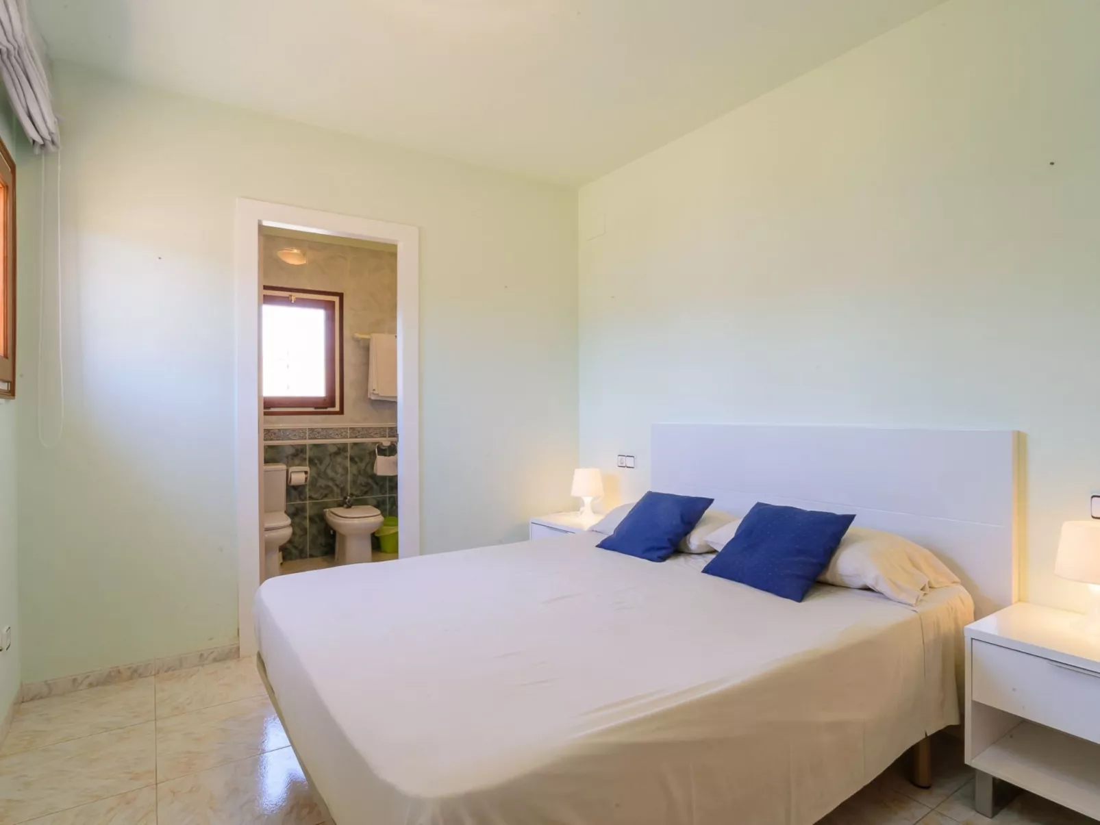 1270836 Briu - Image-tags.info