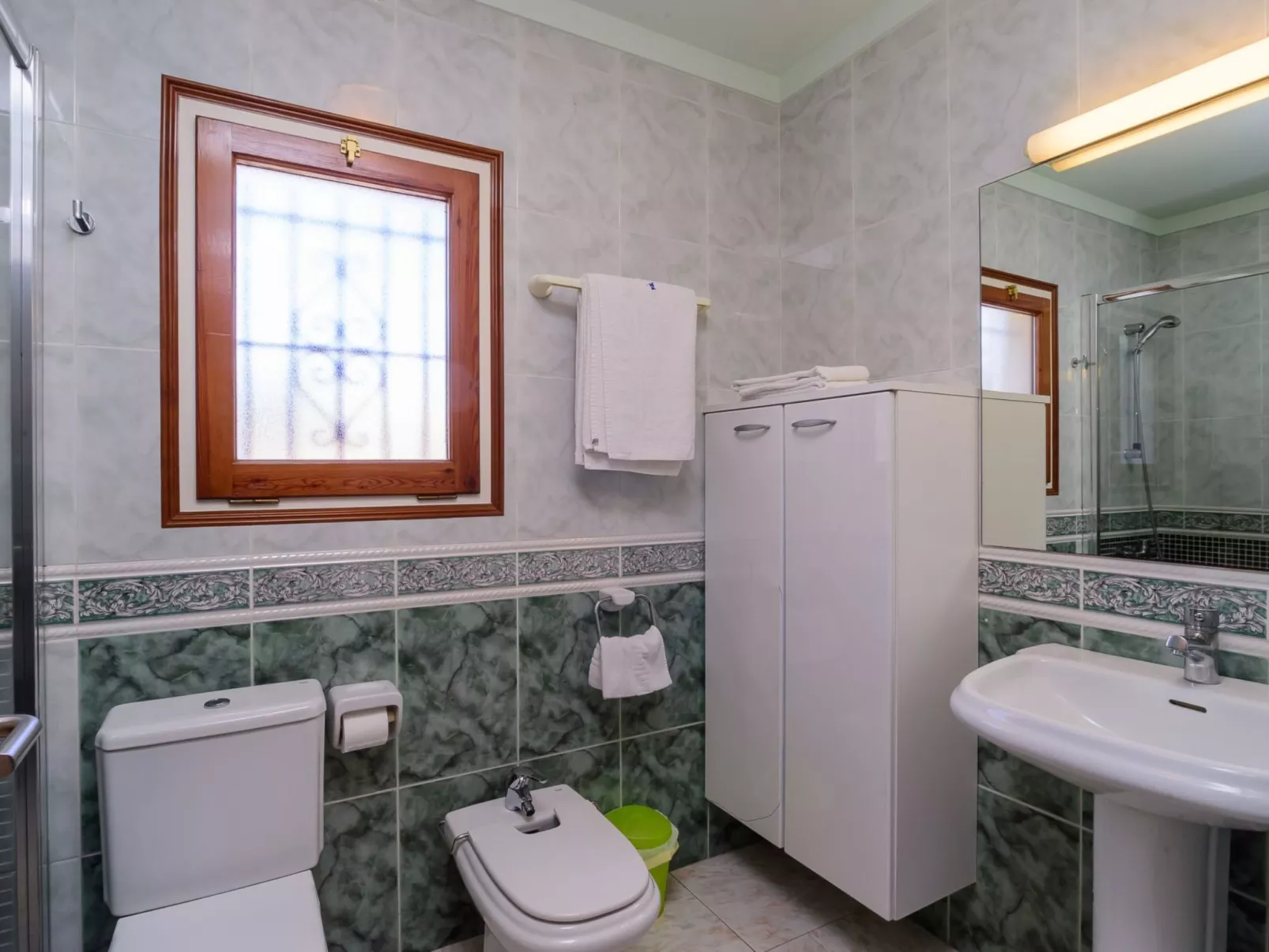 1270836 Briu - Image-tags.info