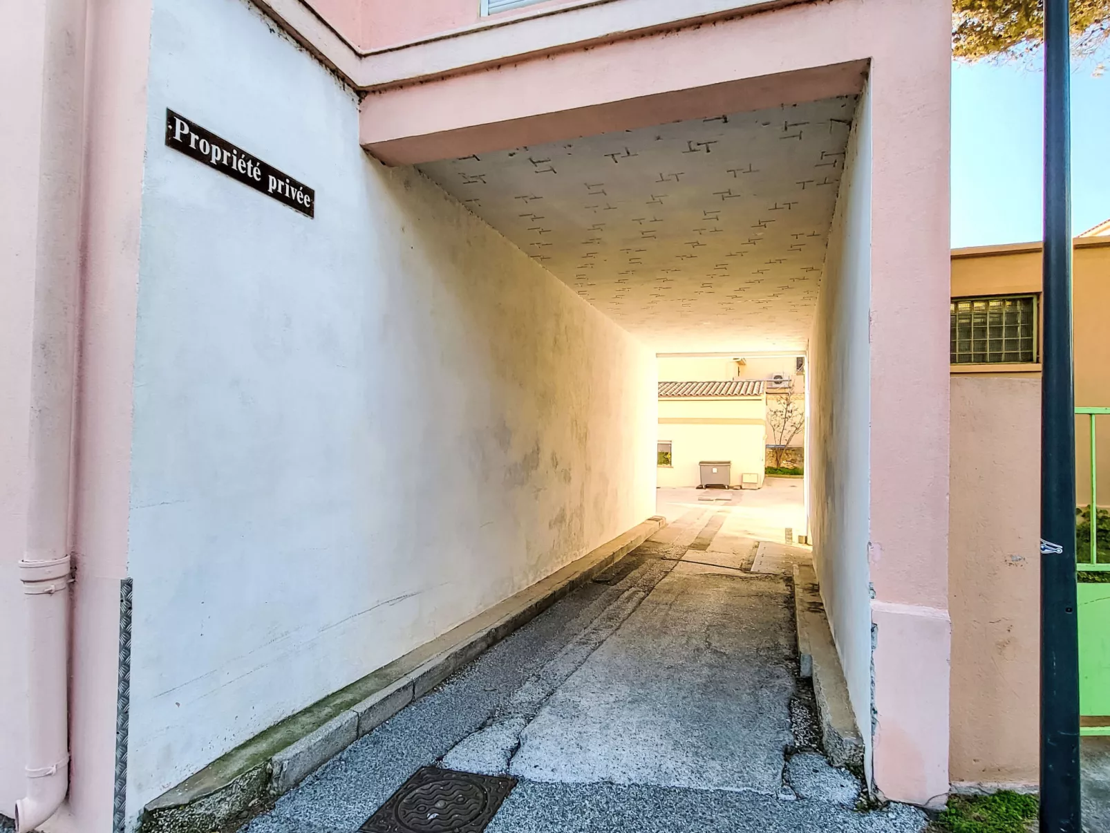 Marius Bondil - Dehors