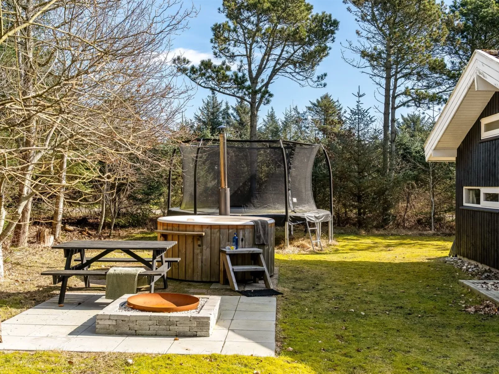 "Akka" - 2km from the sea - Draußen