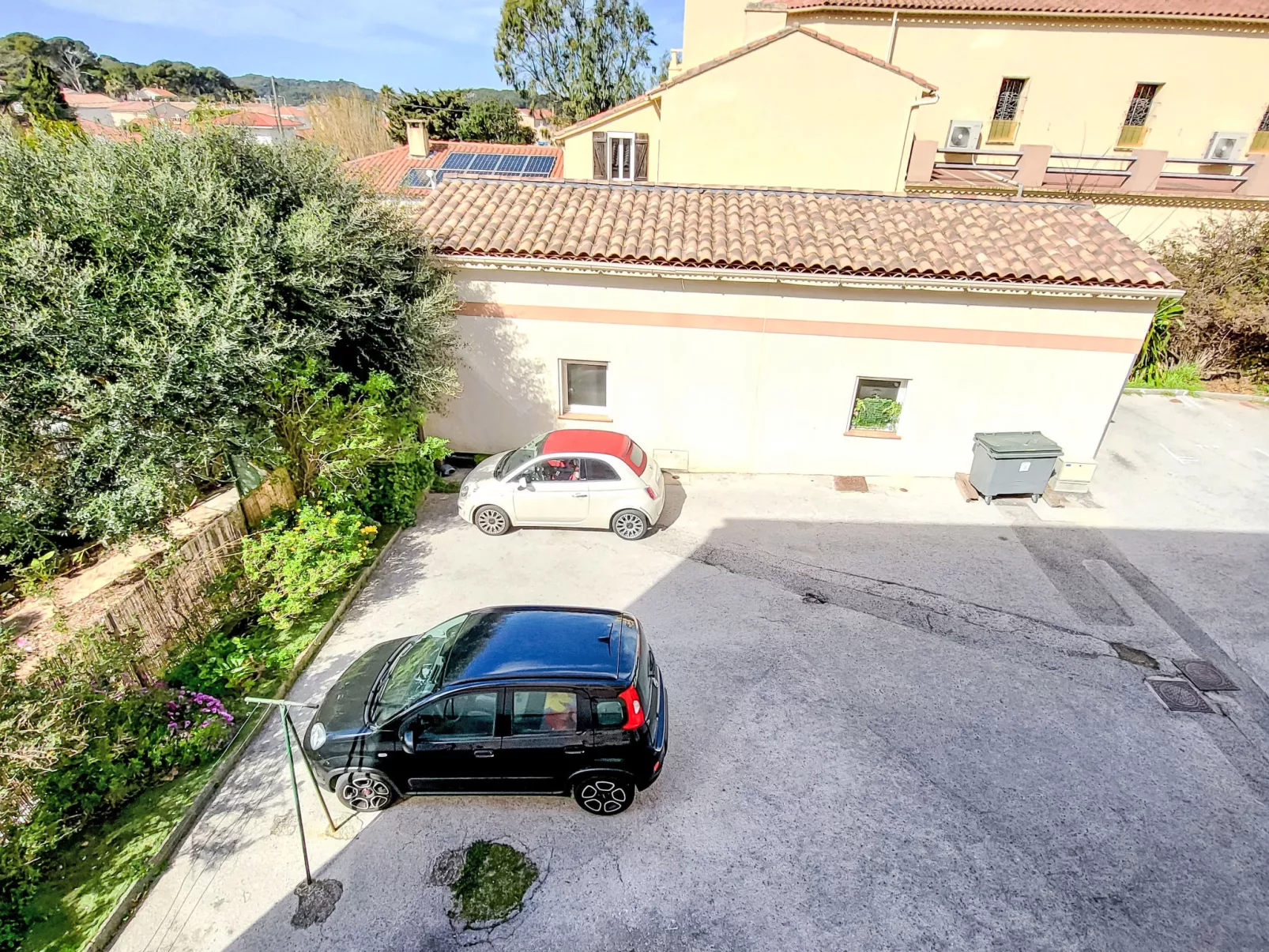 Marius Bondil - Dehors