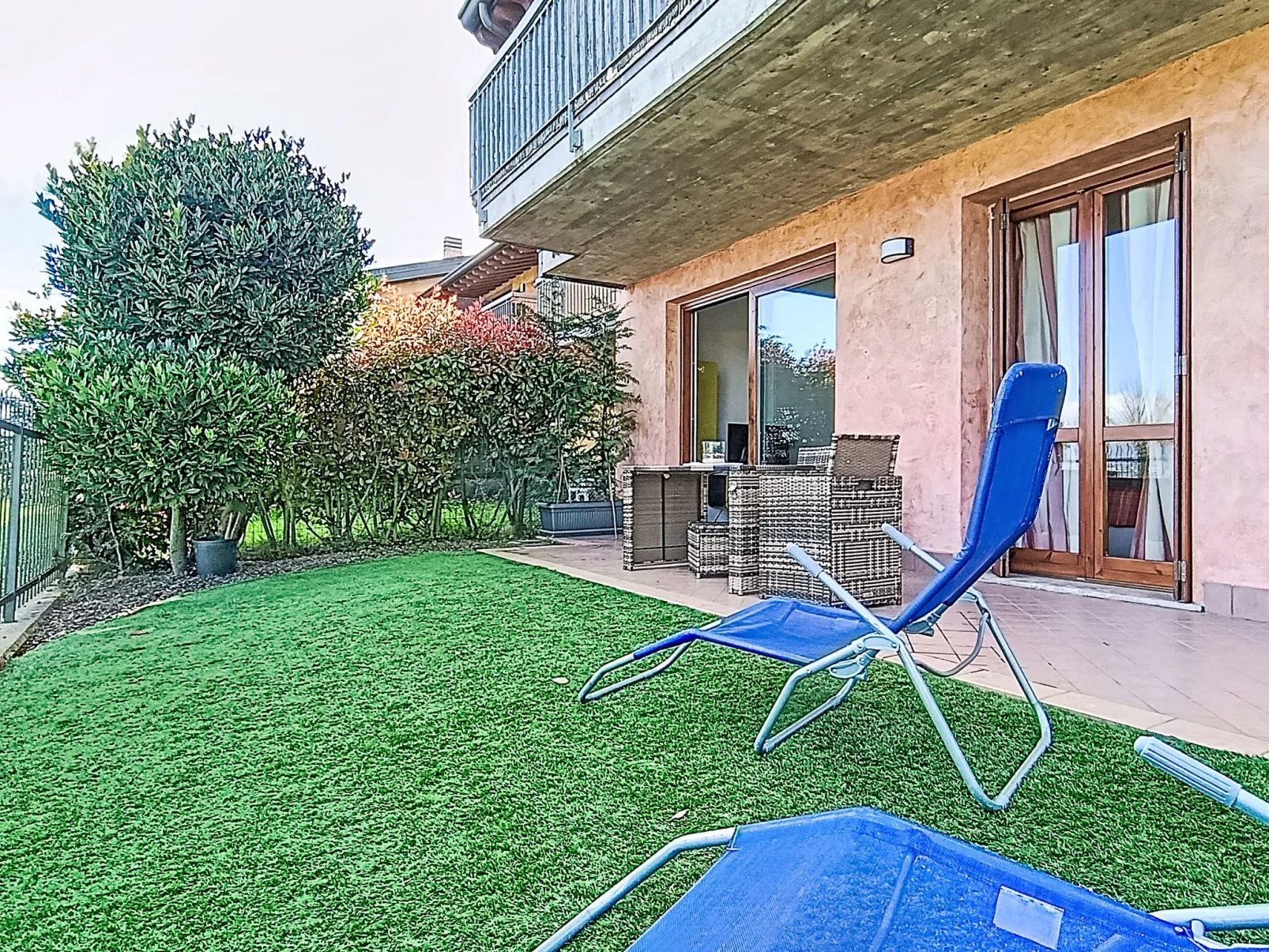 Parma House - Outside