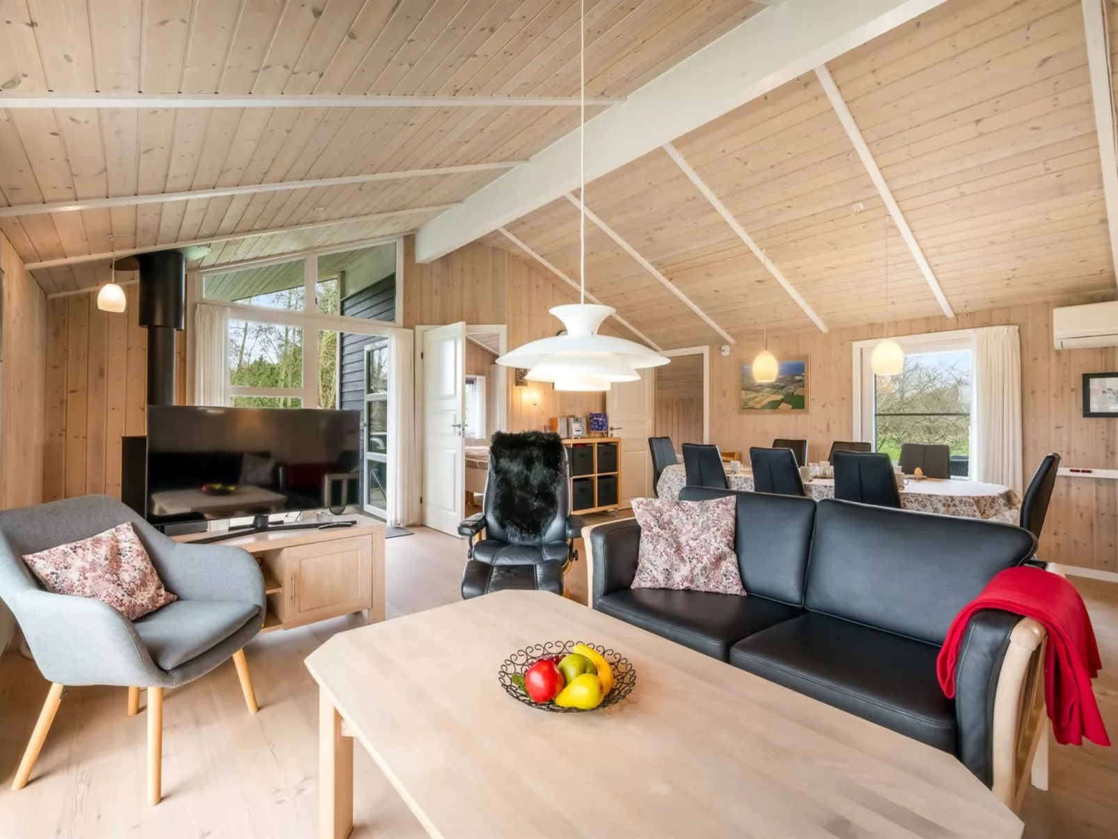 "Tinka" - 1.2km to the fjord - Dedans