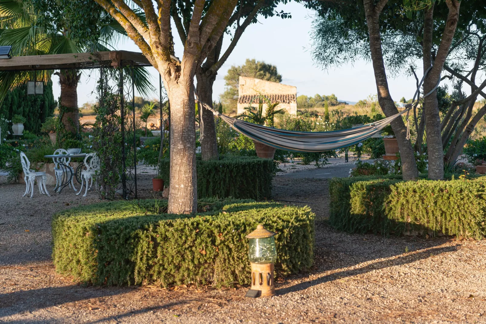 Banc Doli-Exterior summer