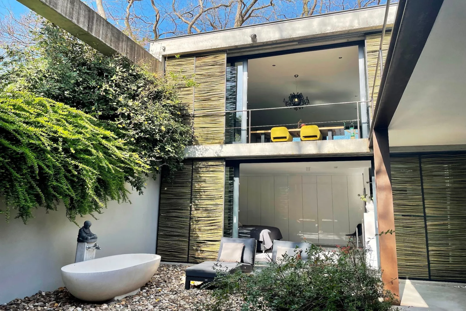 Betonnen Boshuis - Ausstattung