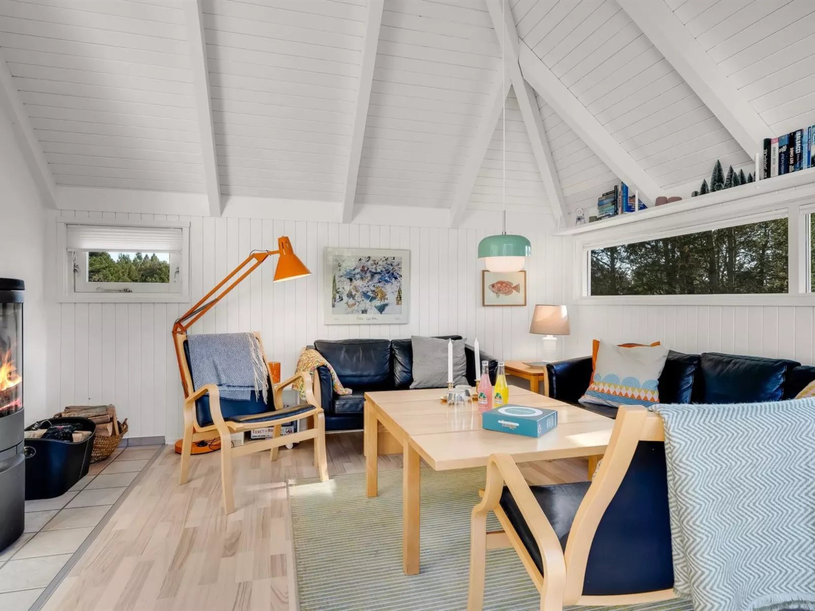 "Udder" - 1.3km from the sea - Inside