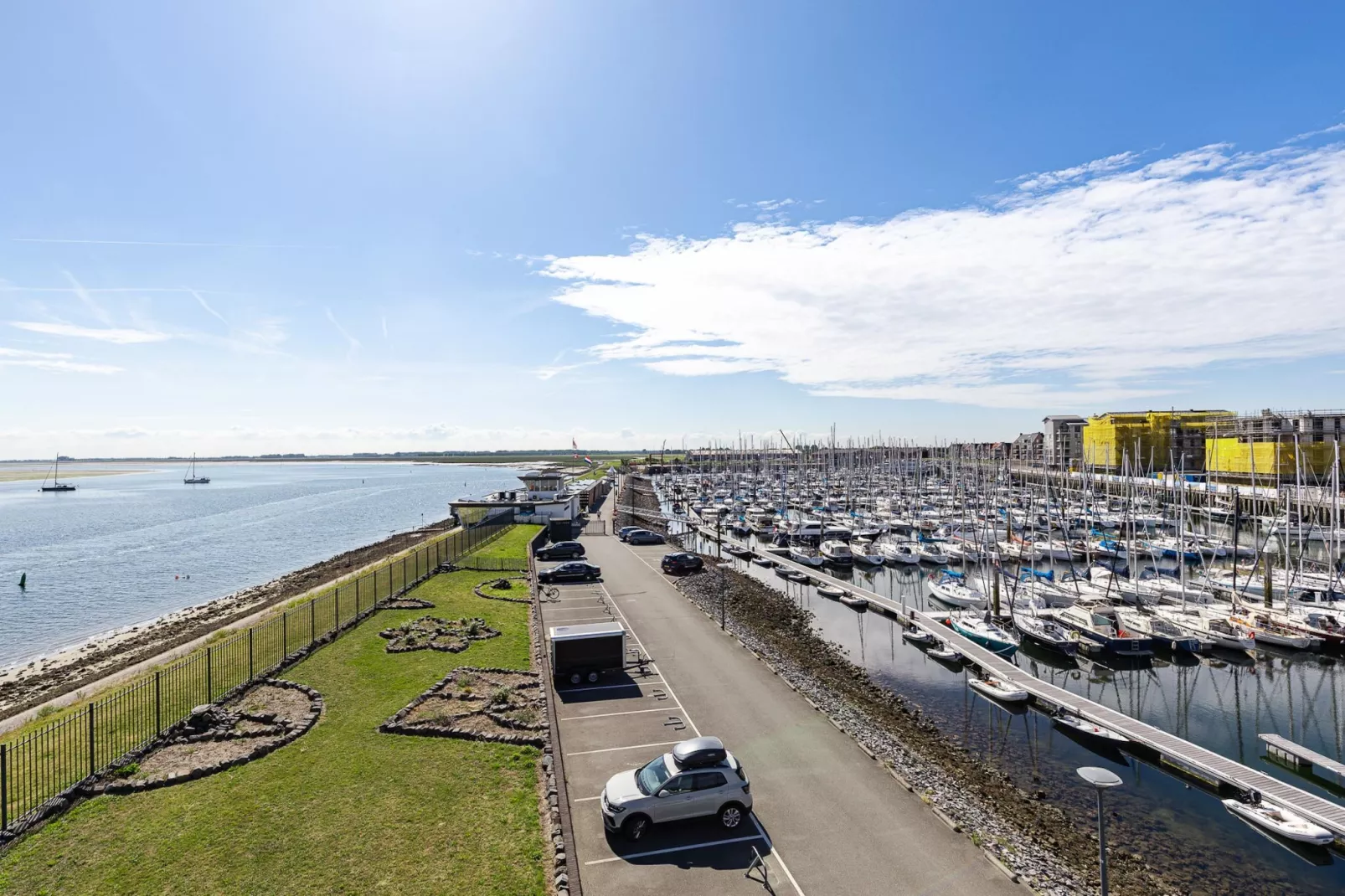 Penthouse at the beach - with balcony | No. 26 - 2 Pers.  | Vista Maris - View in summer