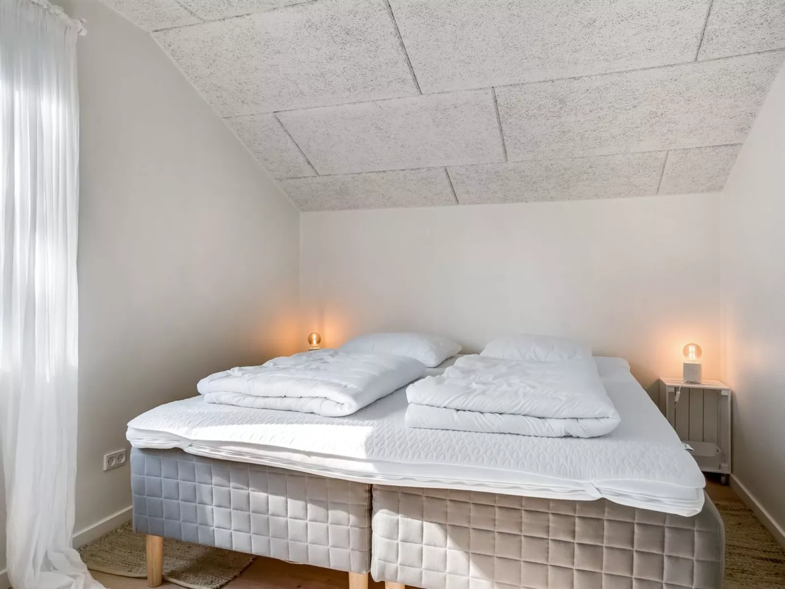 "Kanerva" - 100m to the fjord - Drinnen