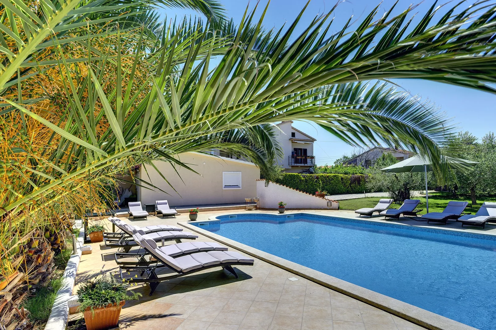 Villa Delia Kris-Piscine