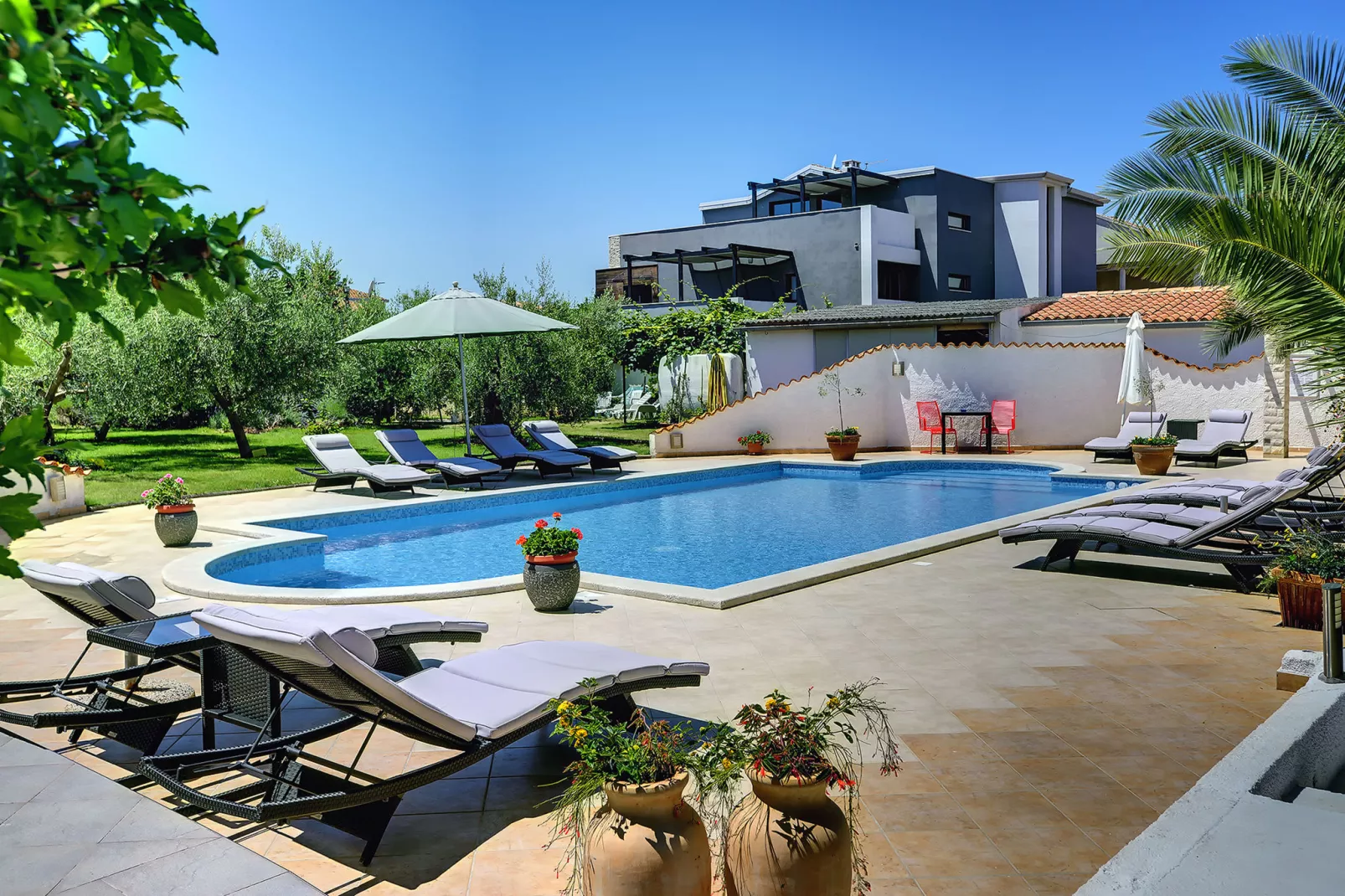 Villa Delia Kris-Piscine