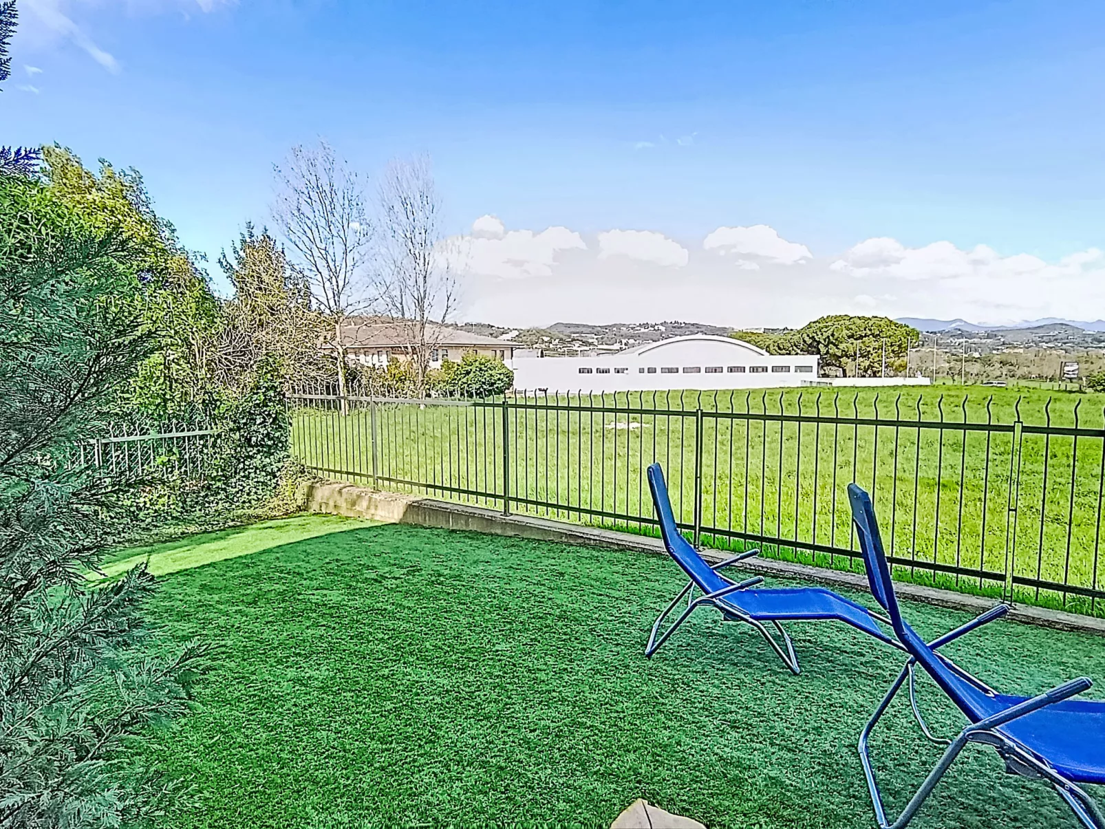 Parma House - Outside