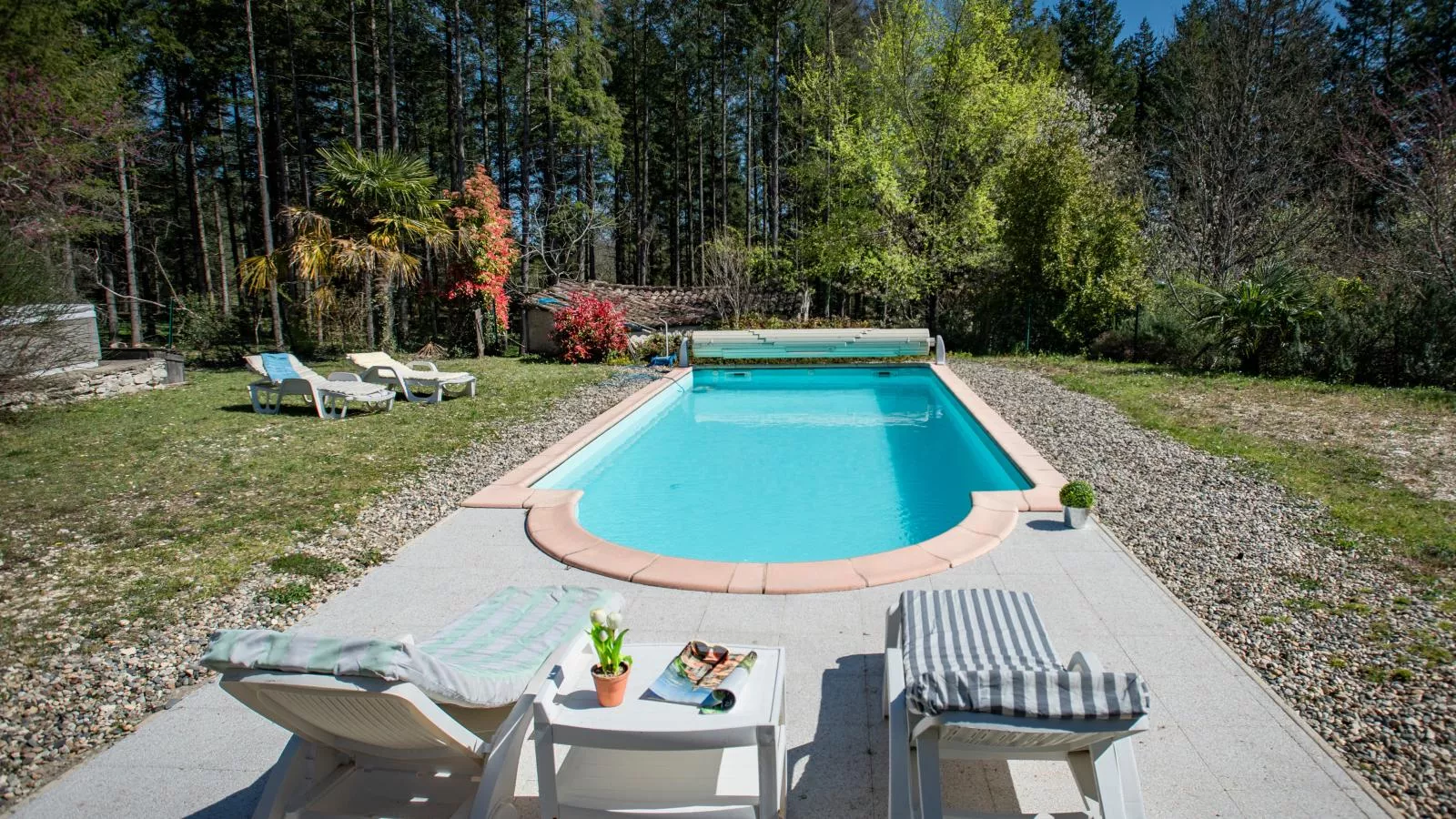 Gite la Bergerie - Swimming pool