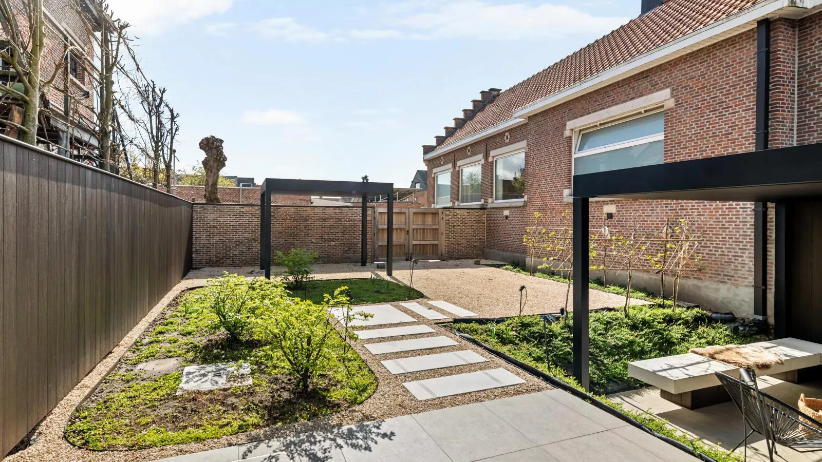 Pastorie Liezele - Jardins en été